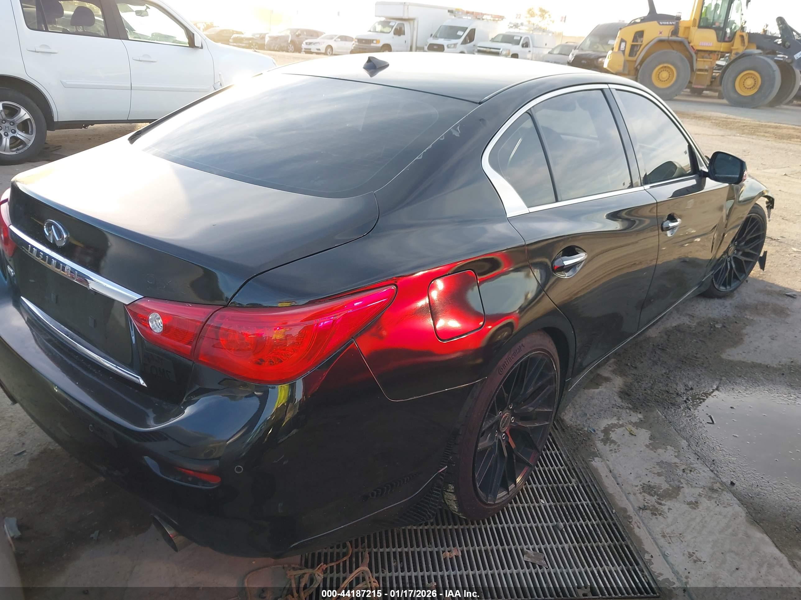 INFINITI Q50 image 4