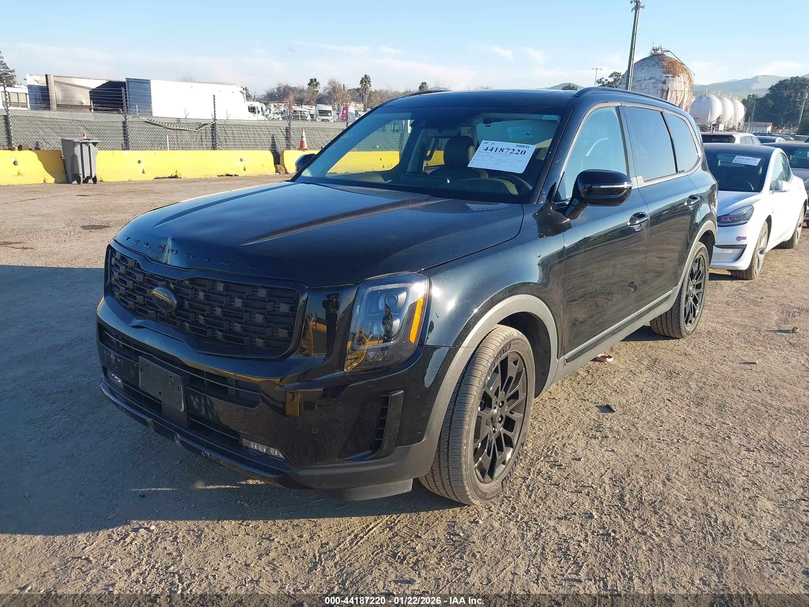 KIA TELLURIDE image 2