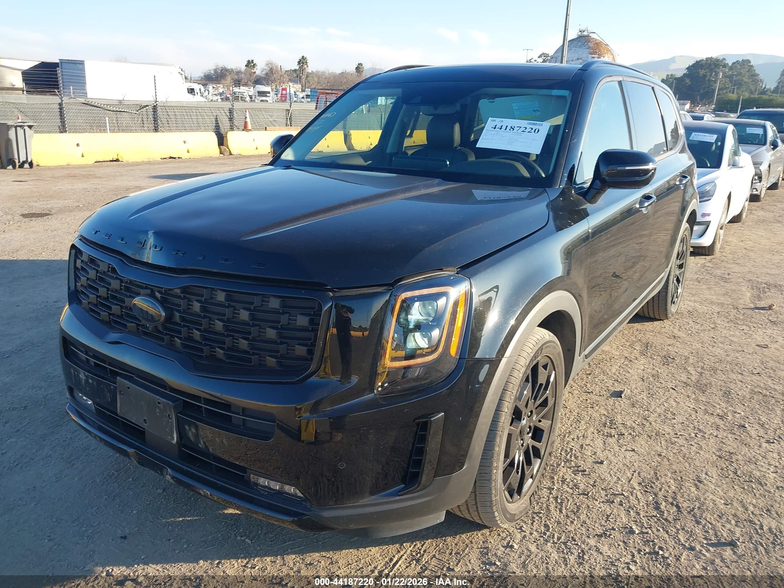 KIA TELLURIDE image 6