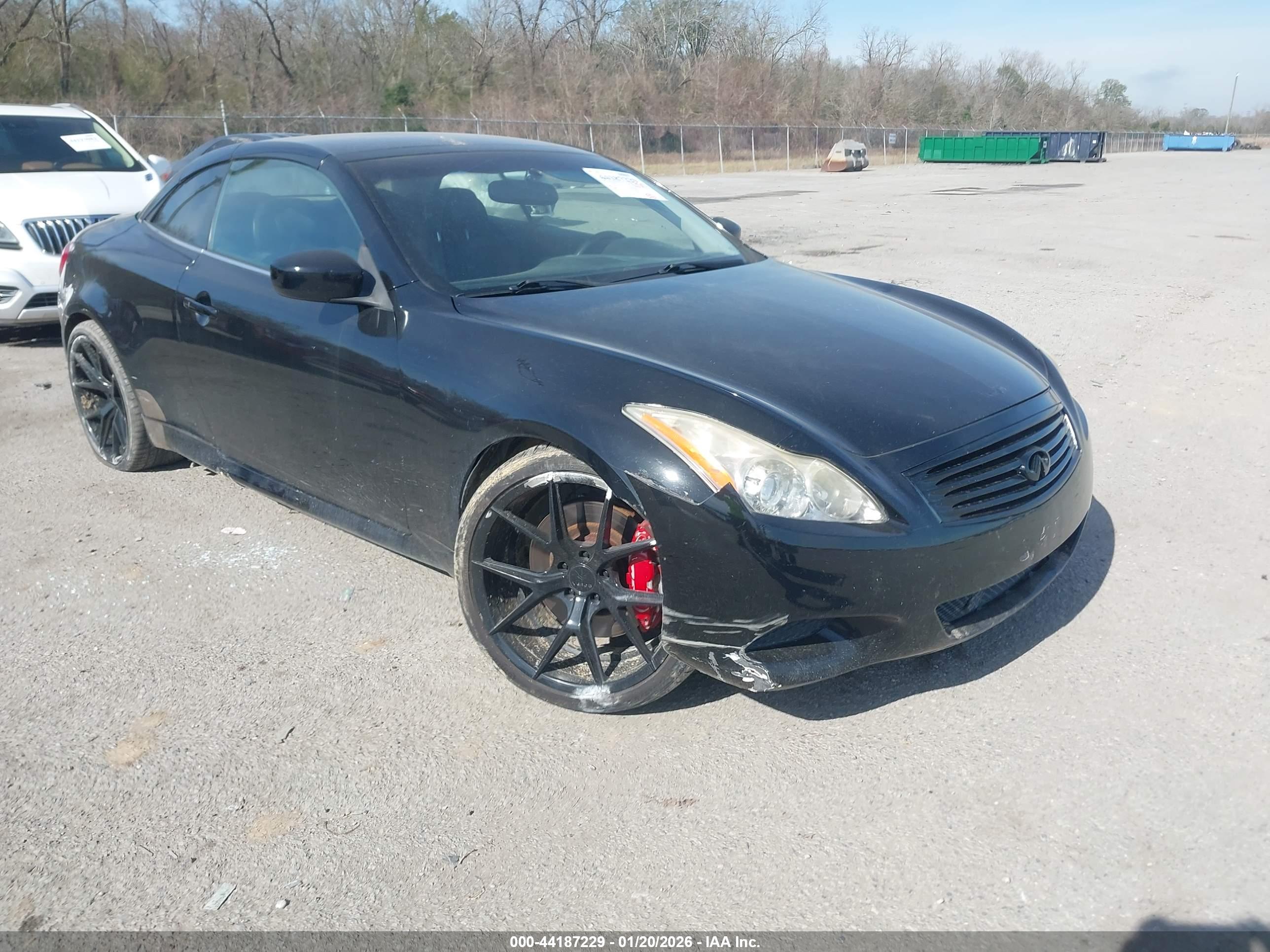 INFINITI G37 image 6