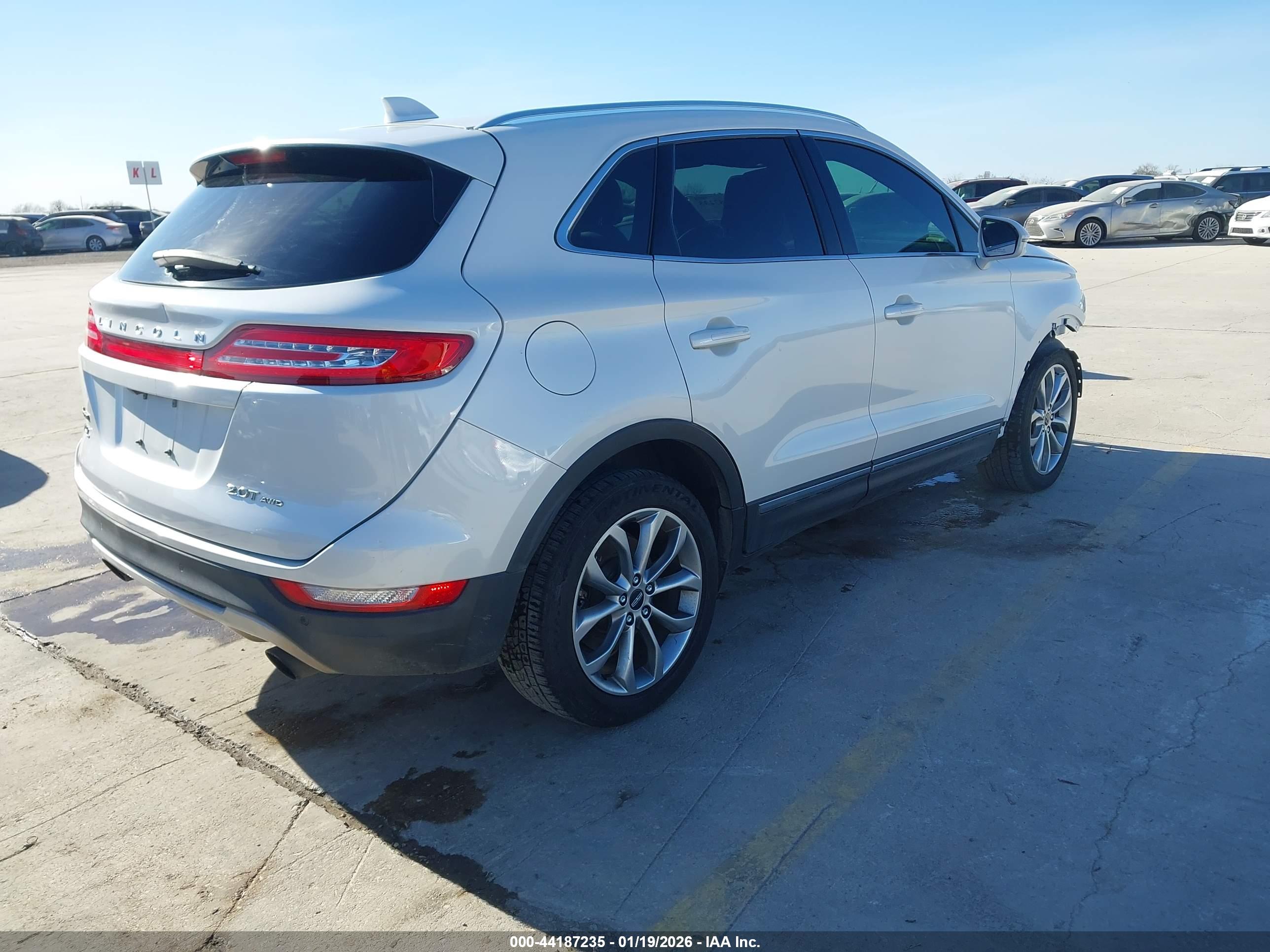 LINCOLN MKC image 4