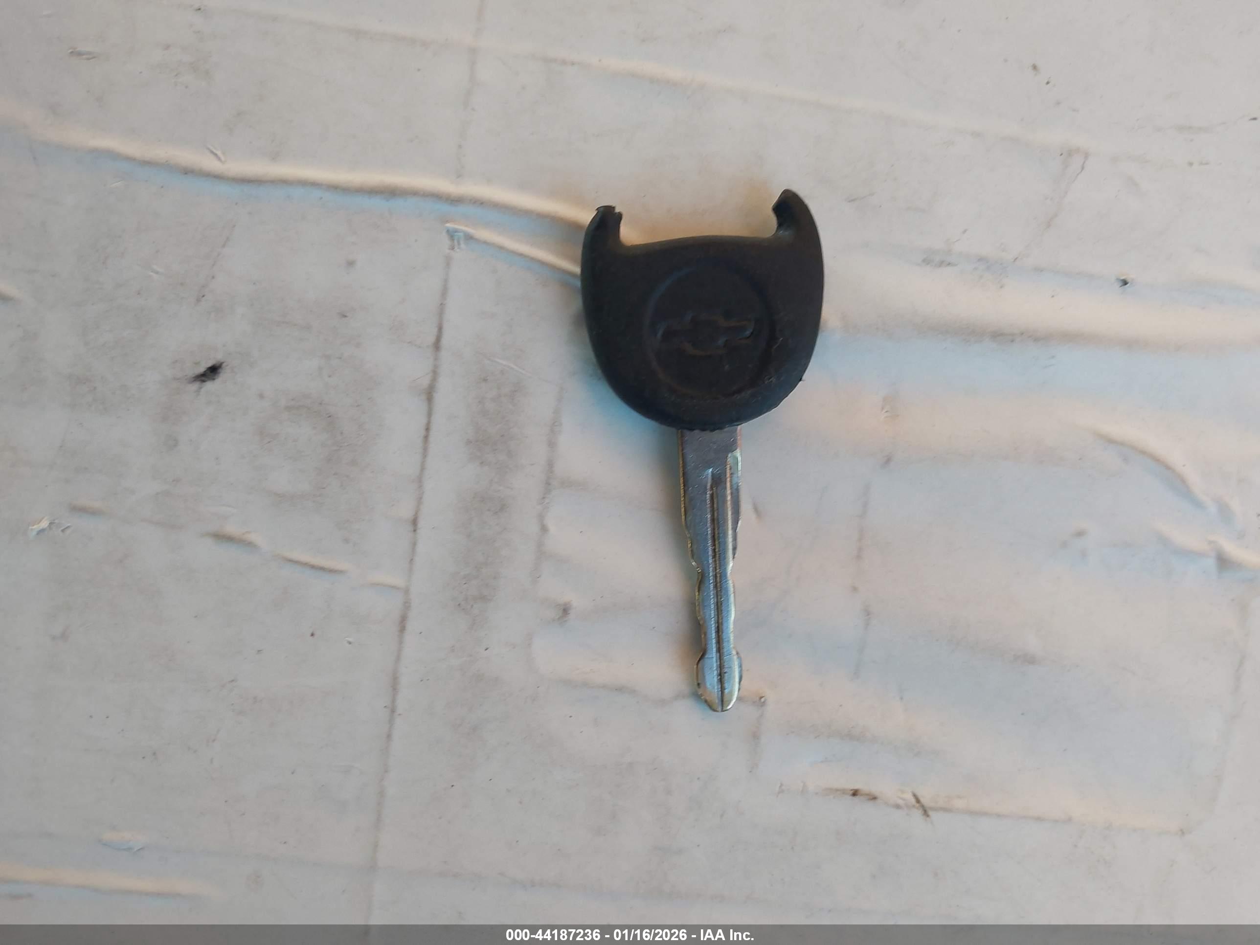 CHEVROLET S-10 image 11
