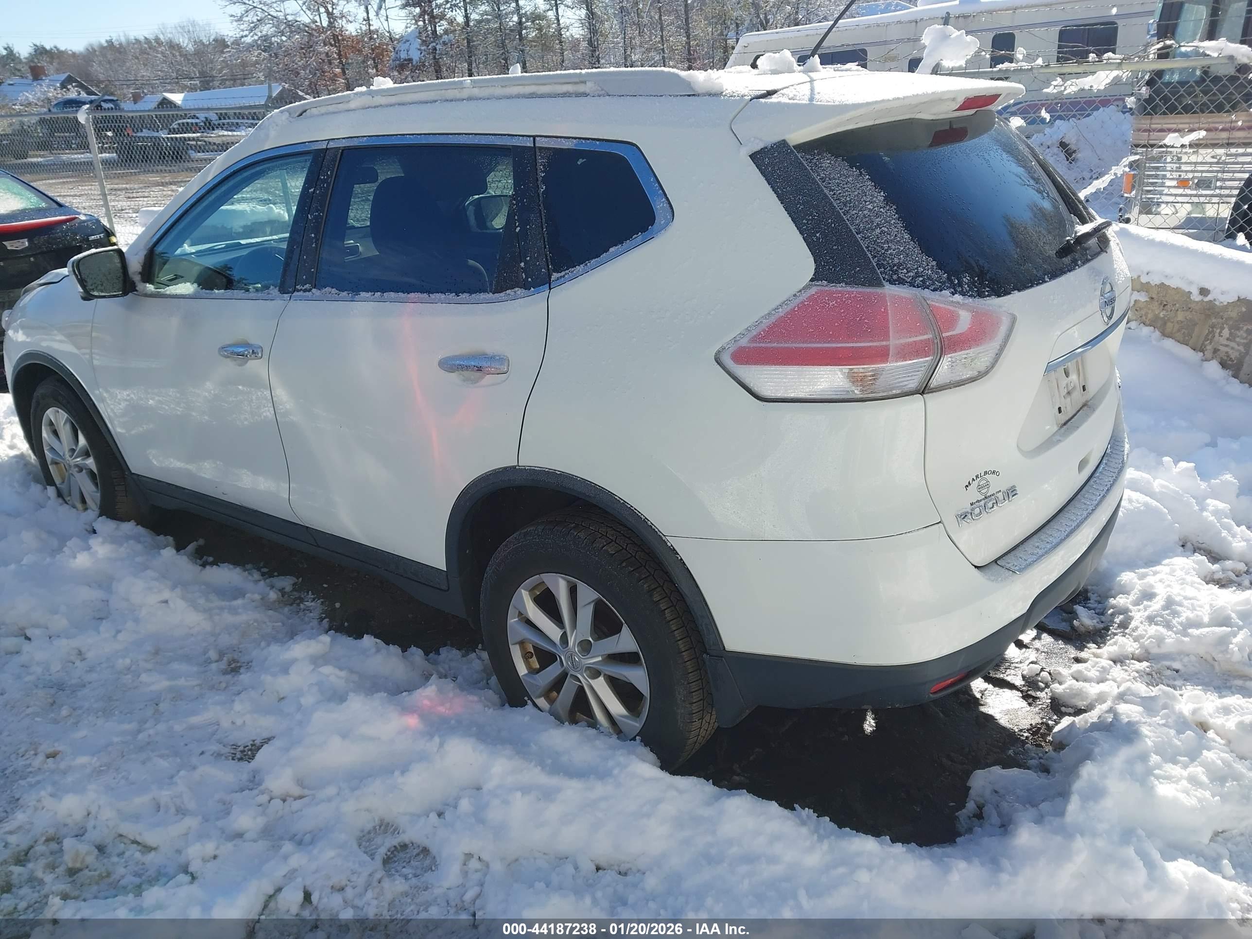 NISSAN ROGUE image 3