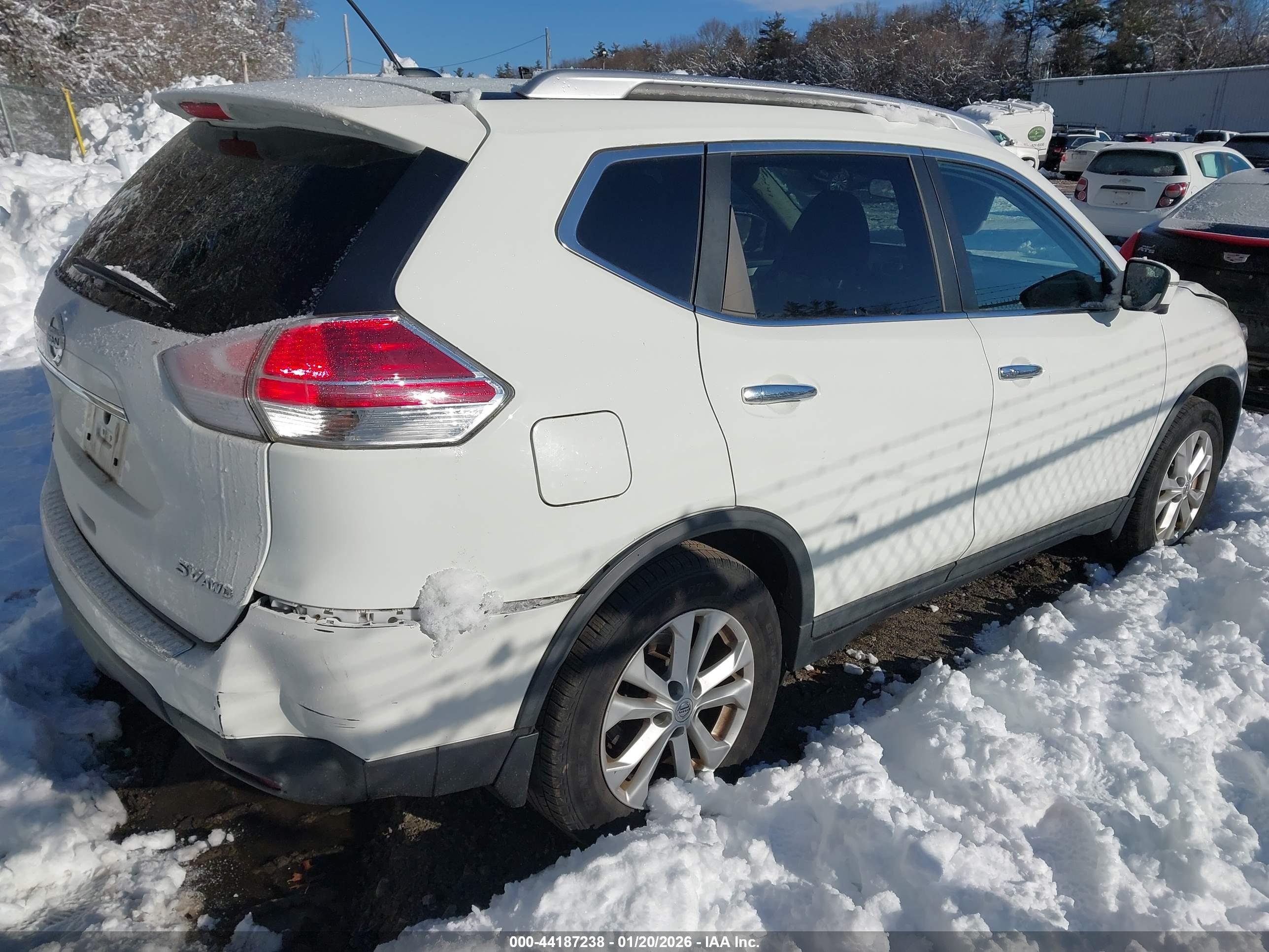 NISSAN ROGUE image 4