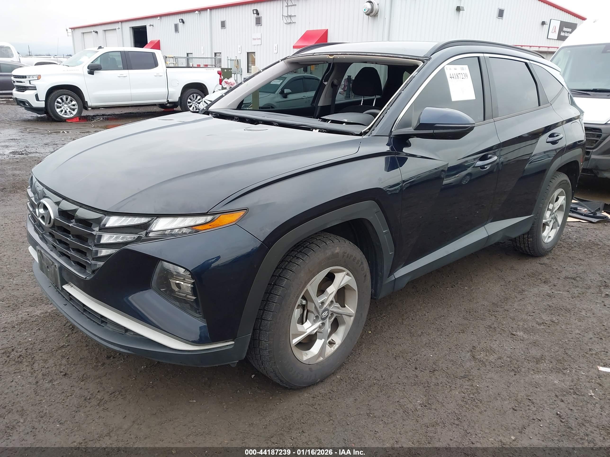 HYUNDAI TUCSON image 2