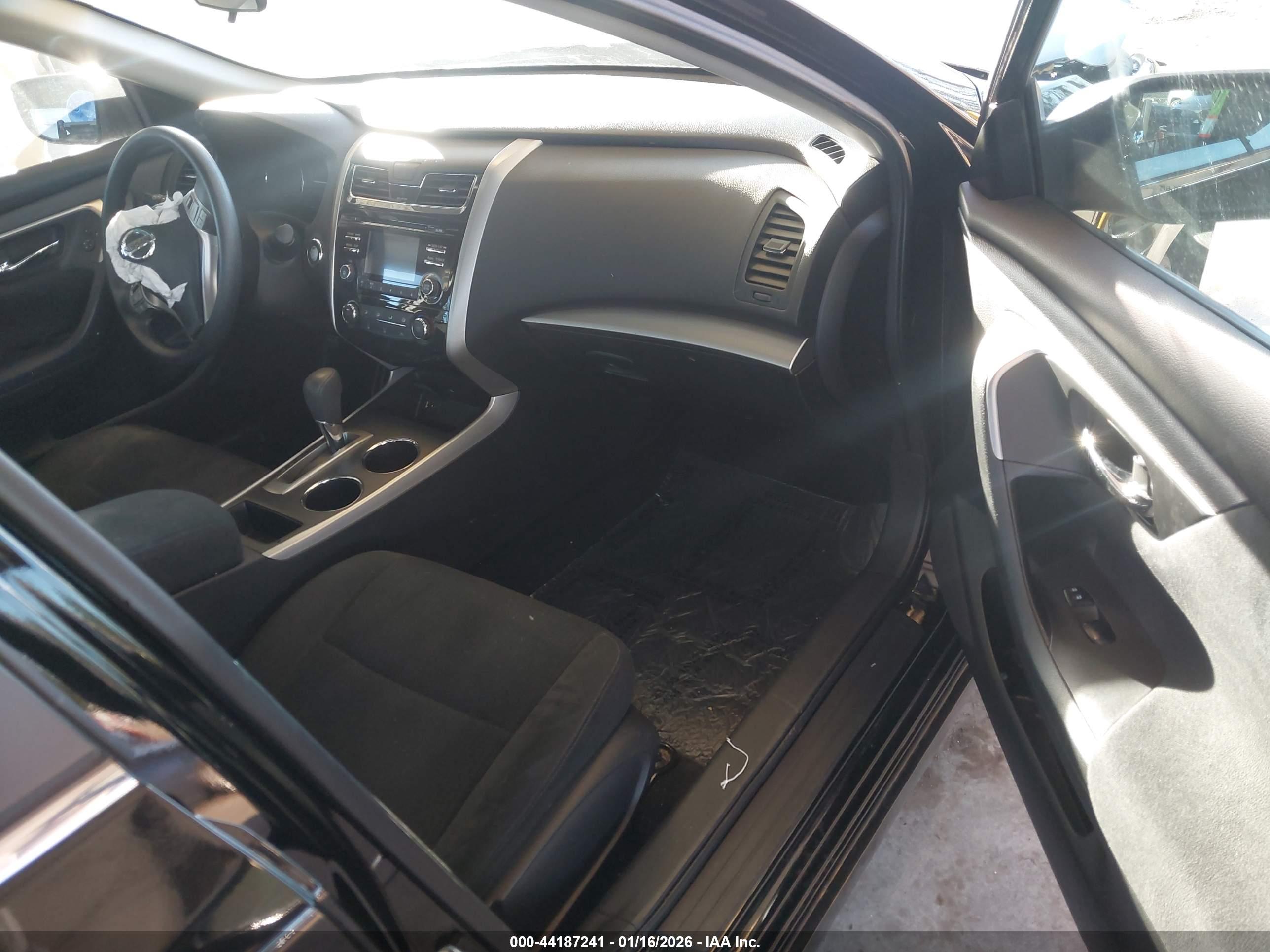 NISSAN ALTIMA image 5