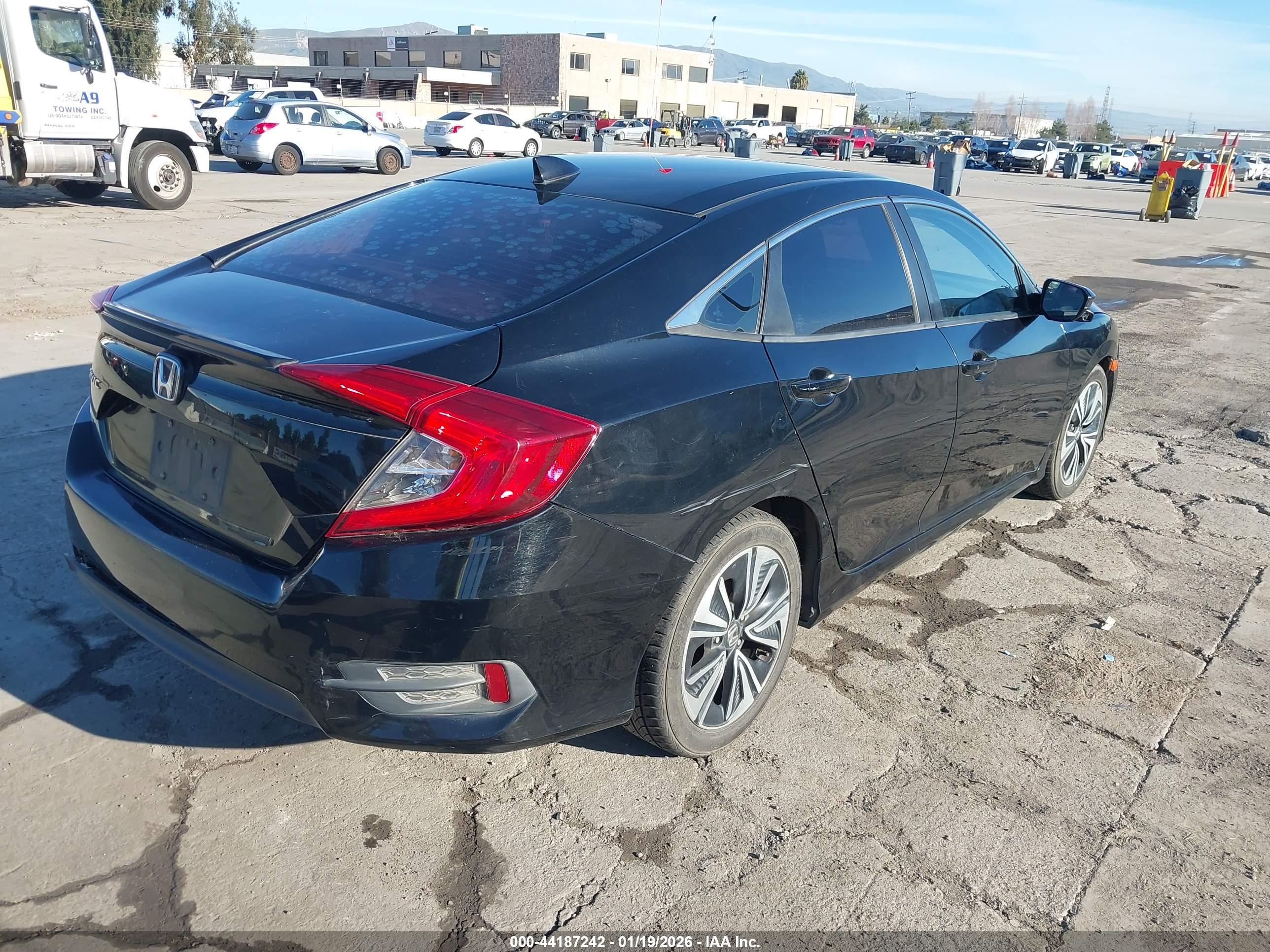 HONDA CIVIC image 4
