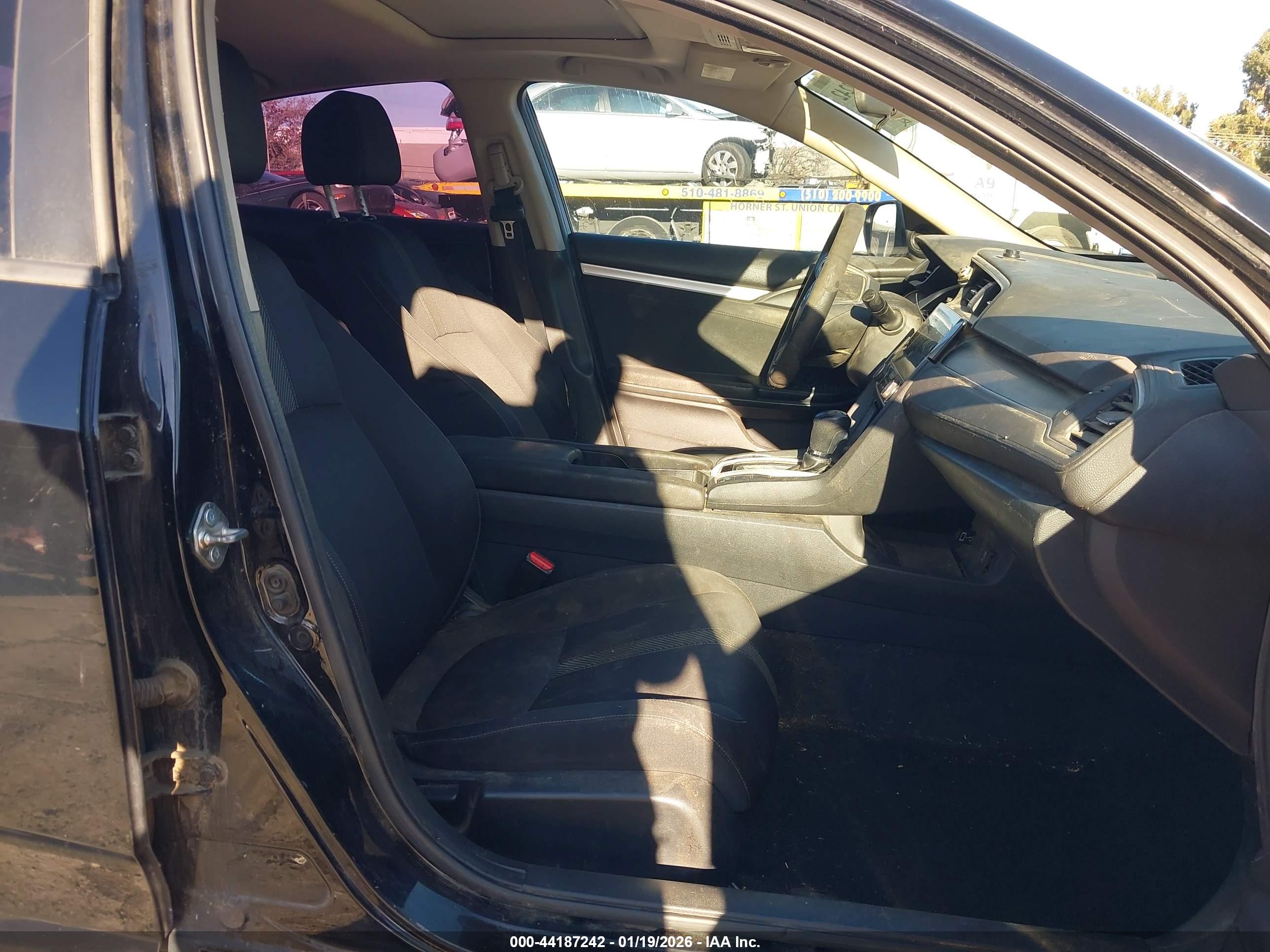 HONDA CIVIC image 5