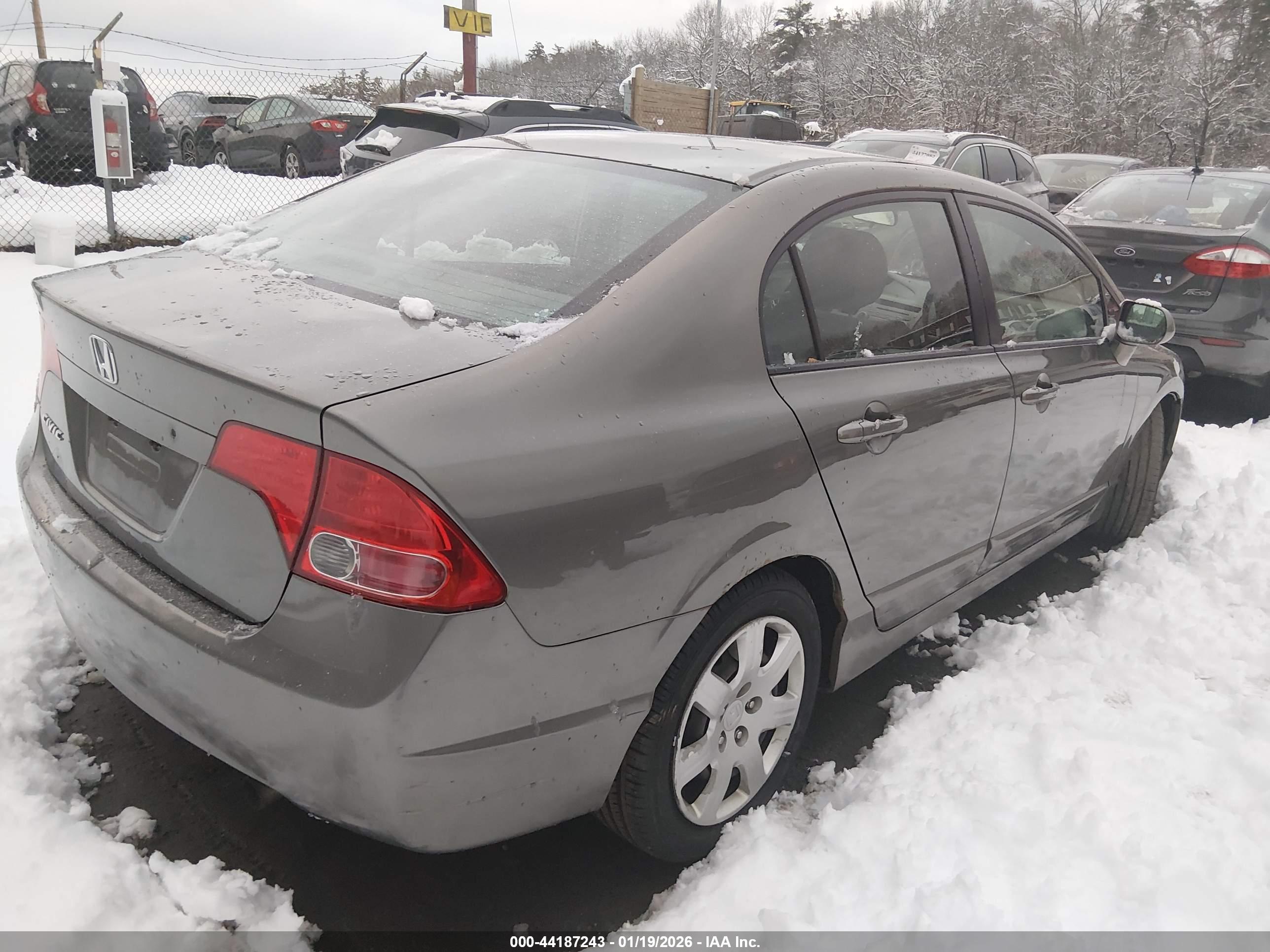 HONDA CIVIC image 4