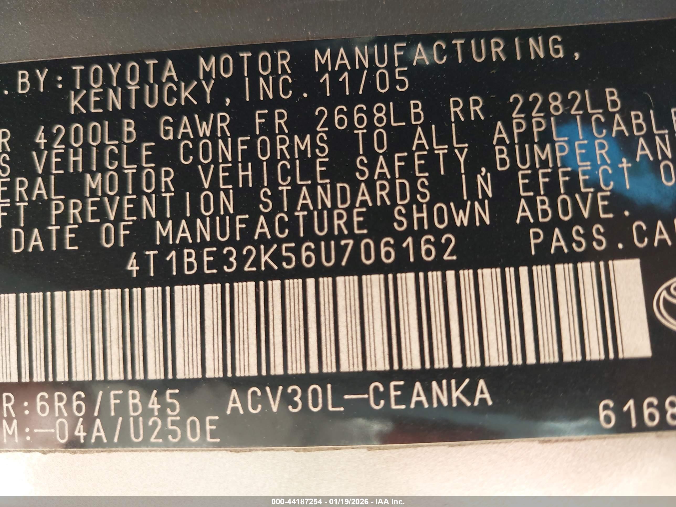 TOYOTA CAMRY image 9