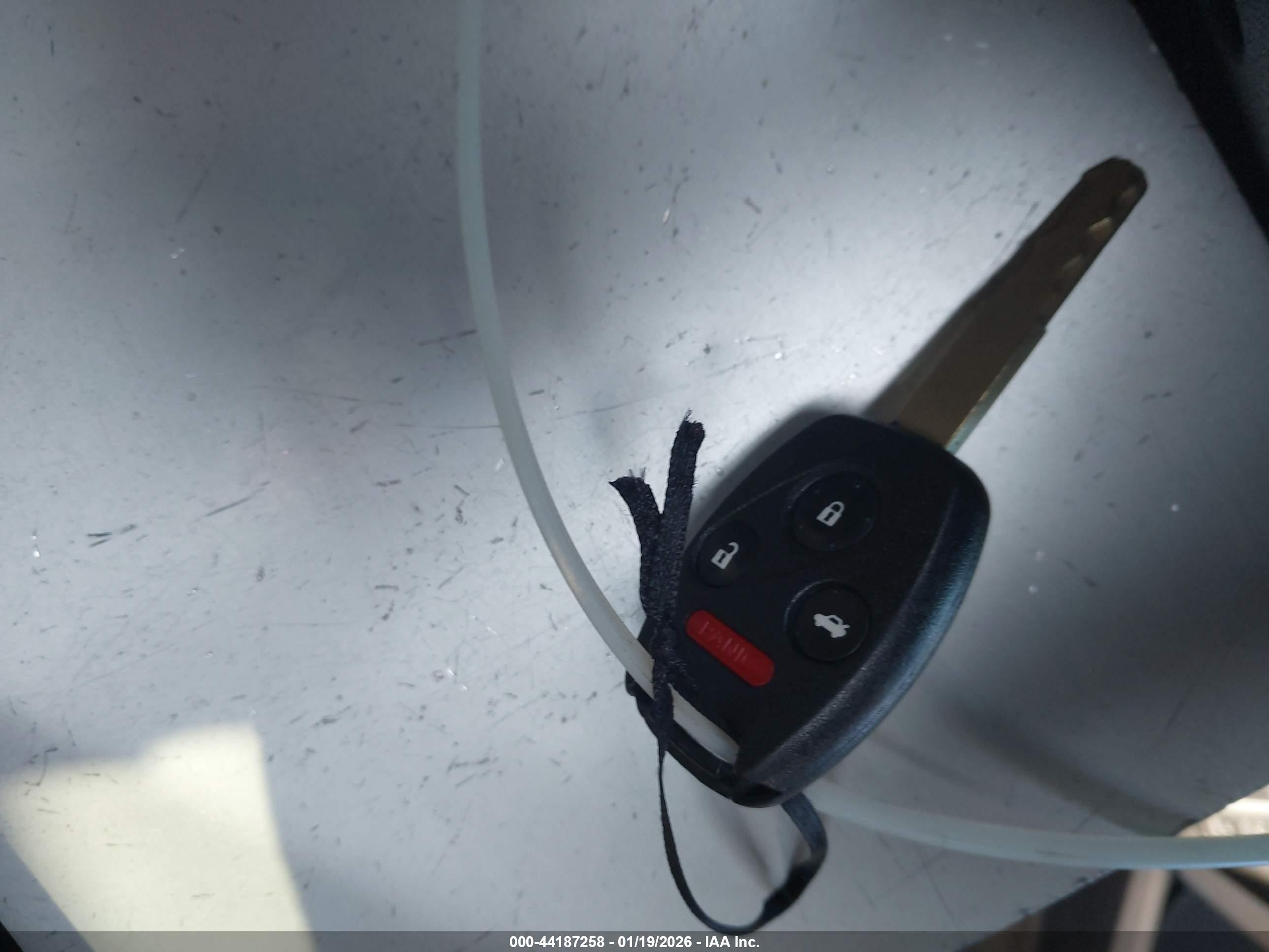 HONDA CIVIC image 11