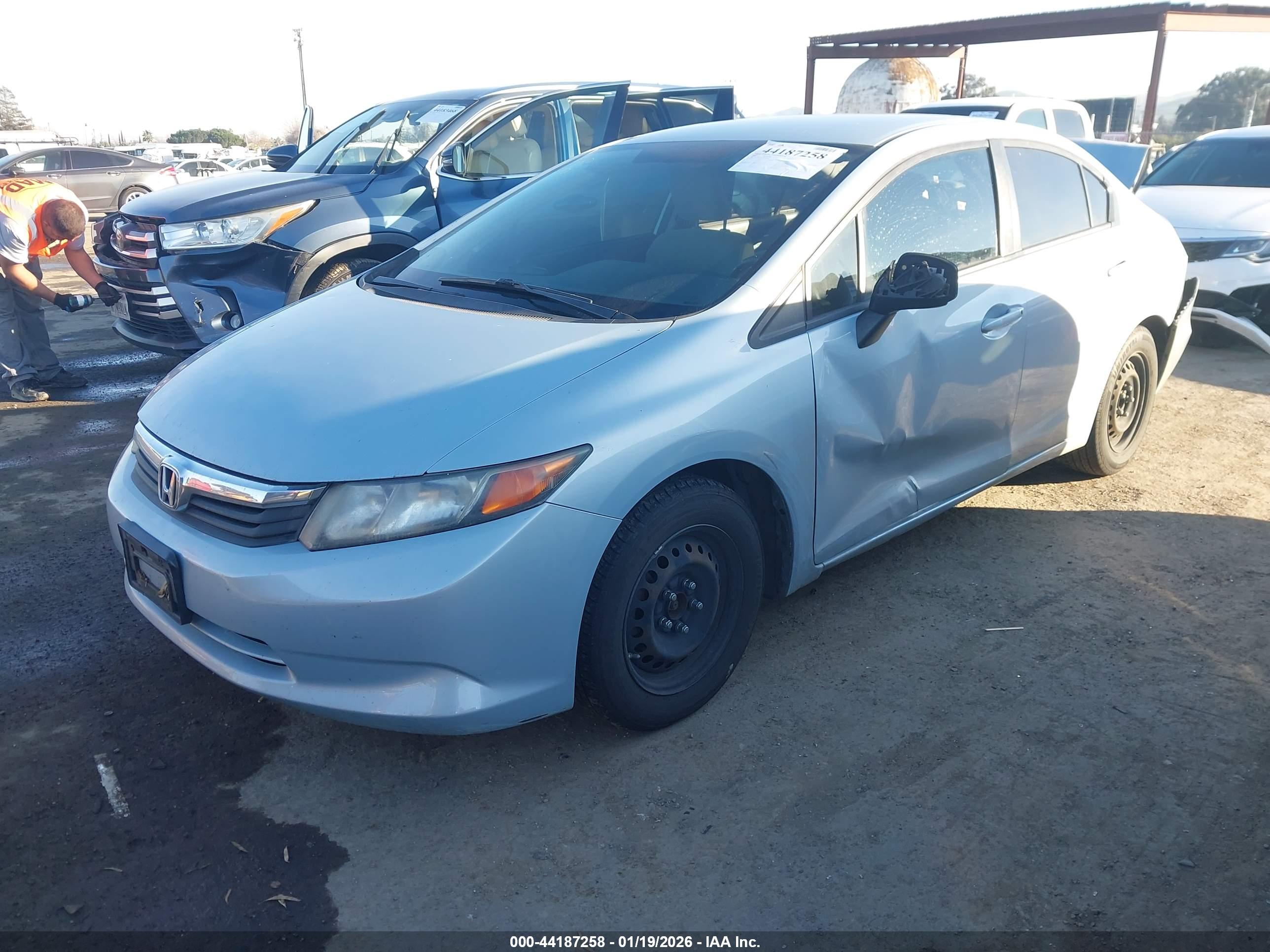 HONDA CIVIC image 2
