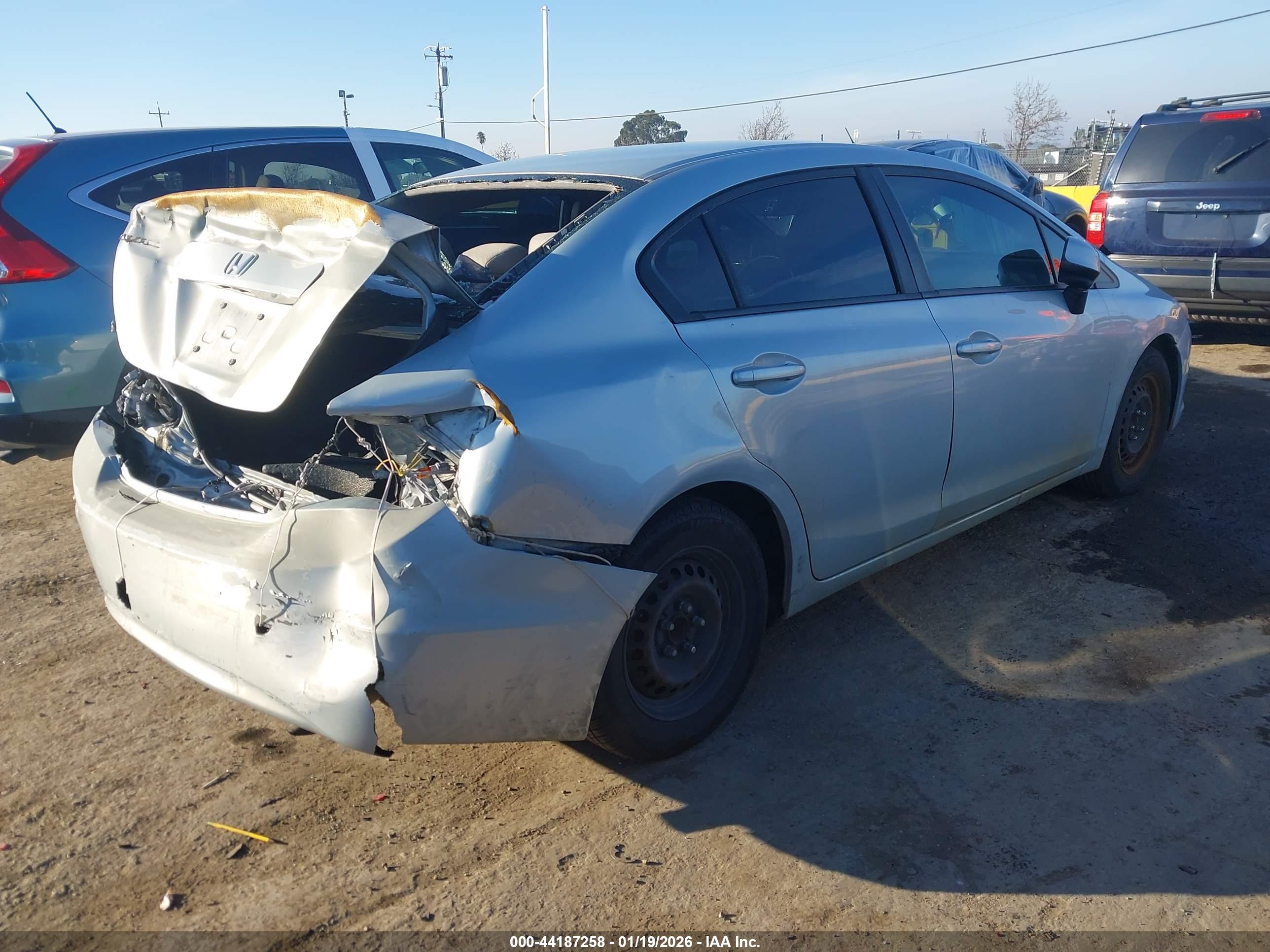 HONDA CIVIC image 4