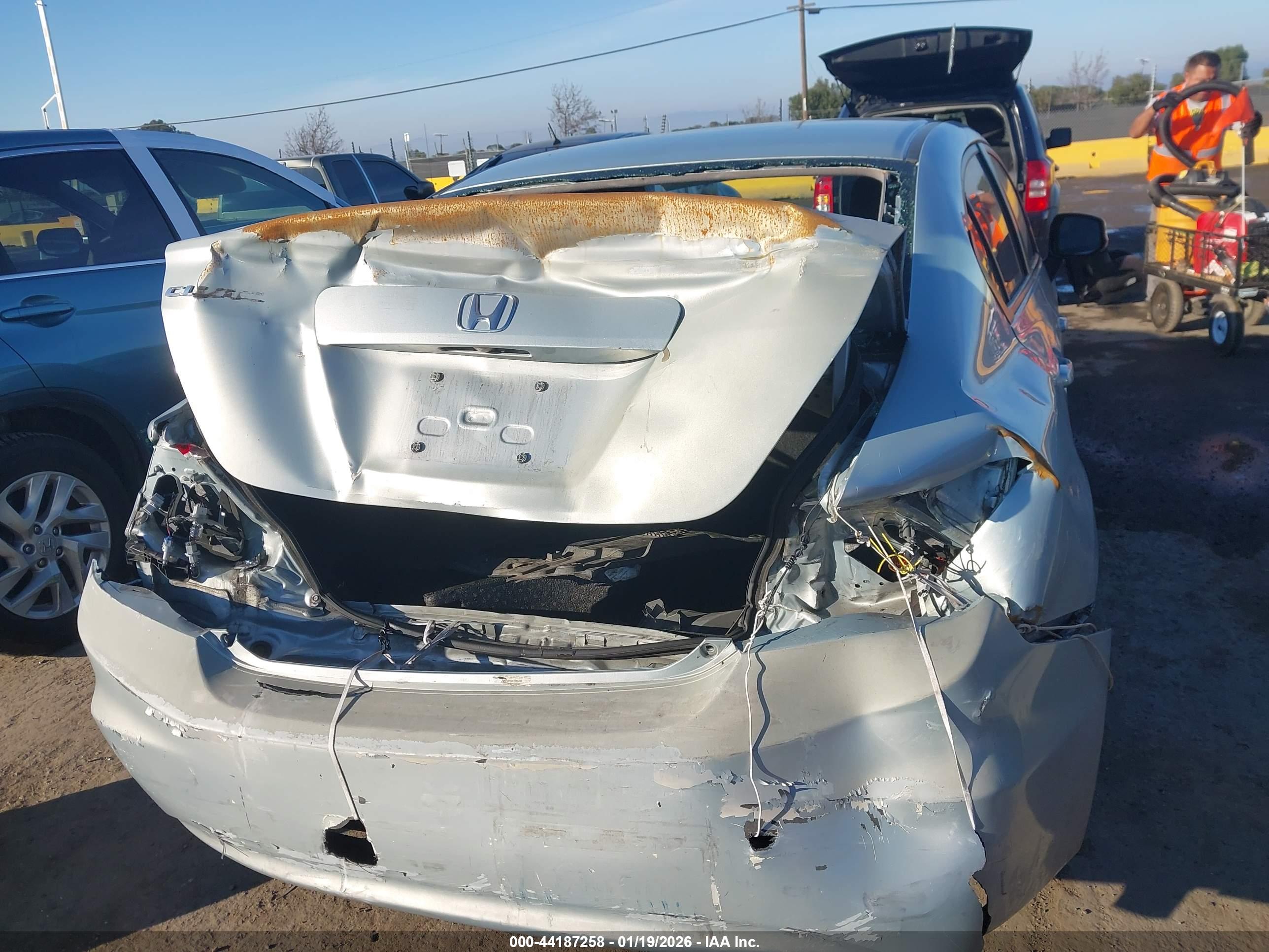 HONDA CIVIC image 6