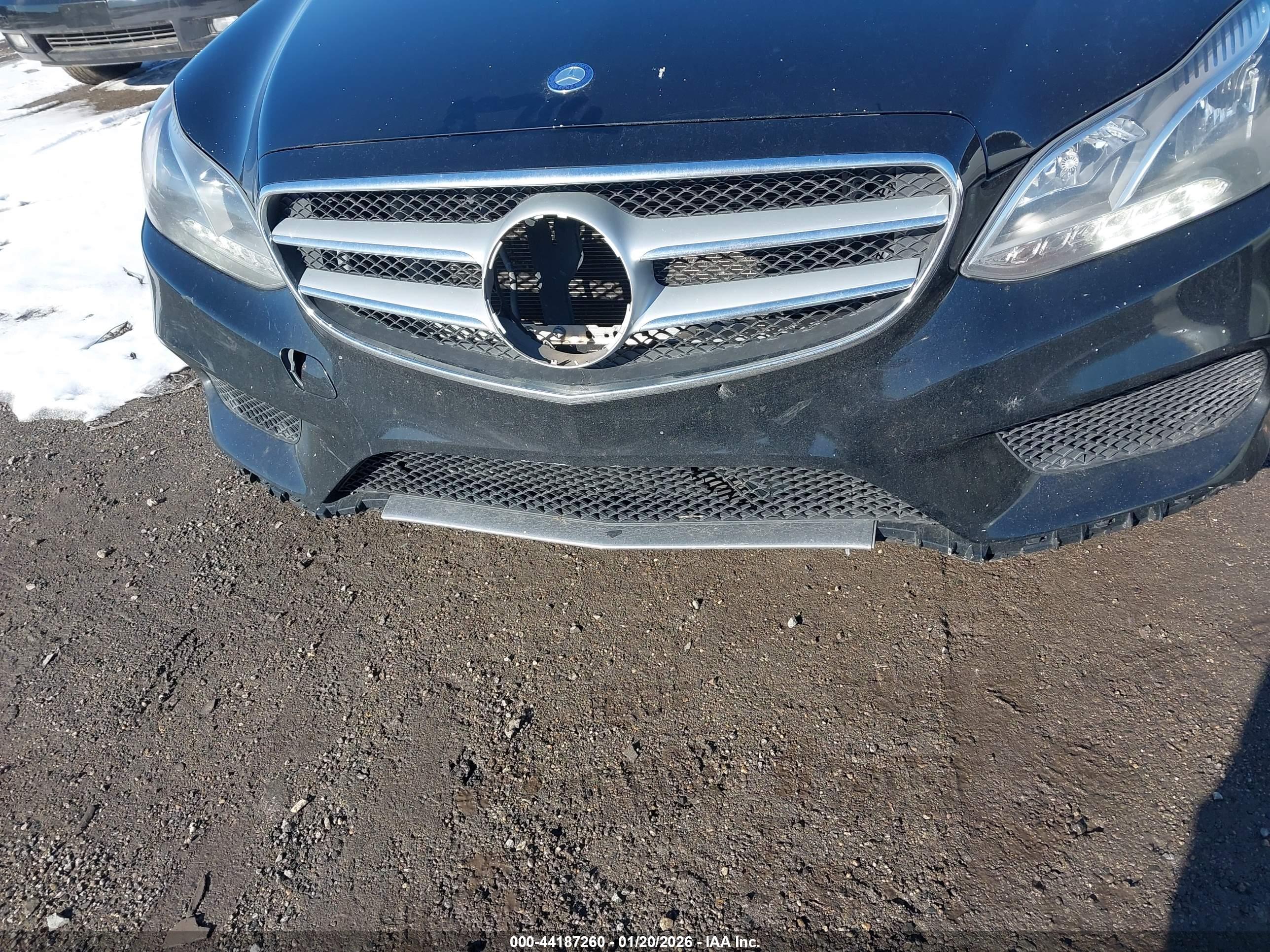 MERCEDES-BENZ E image 6