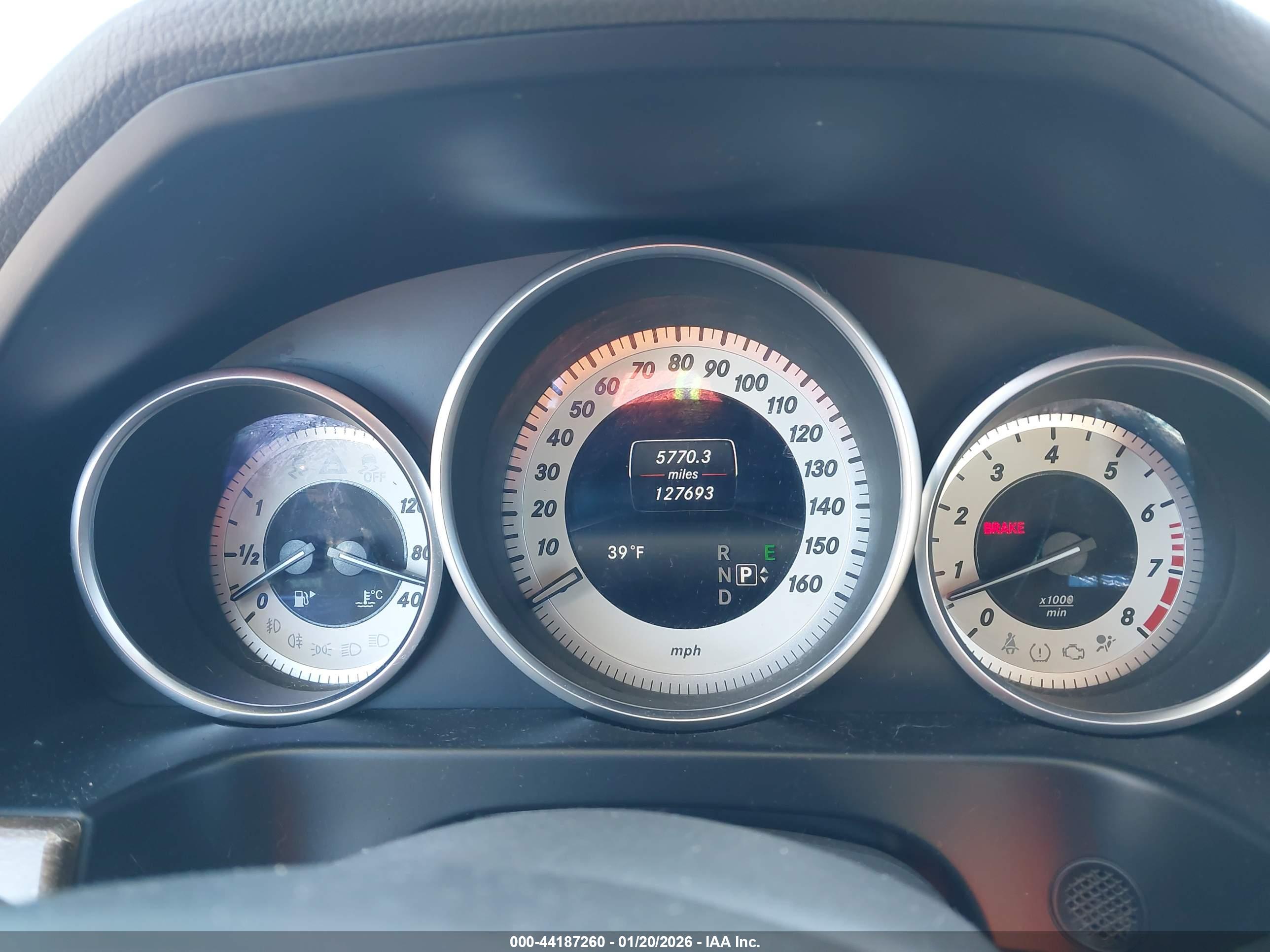 MERCEDES-BENZ E image 7