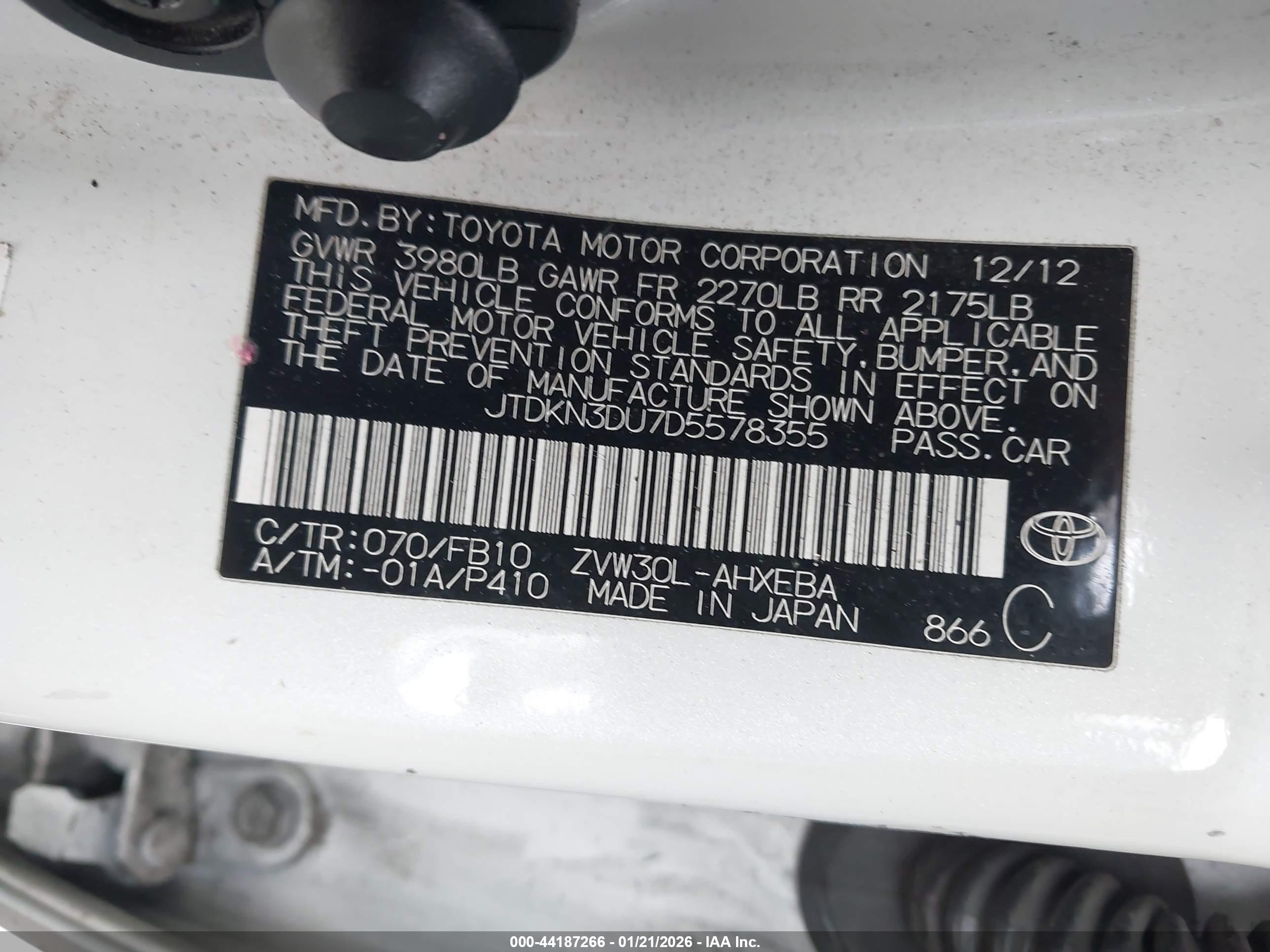 TOYOTA PRIUS image 9