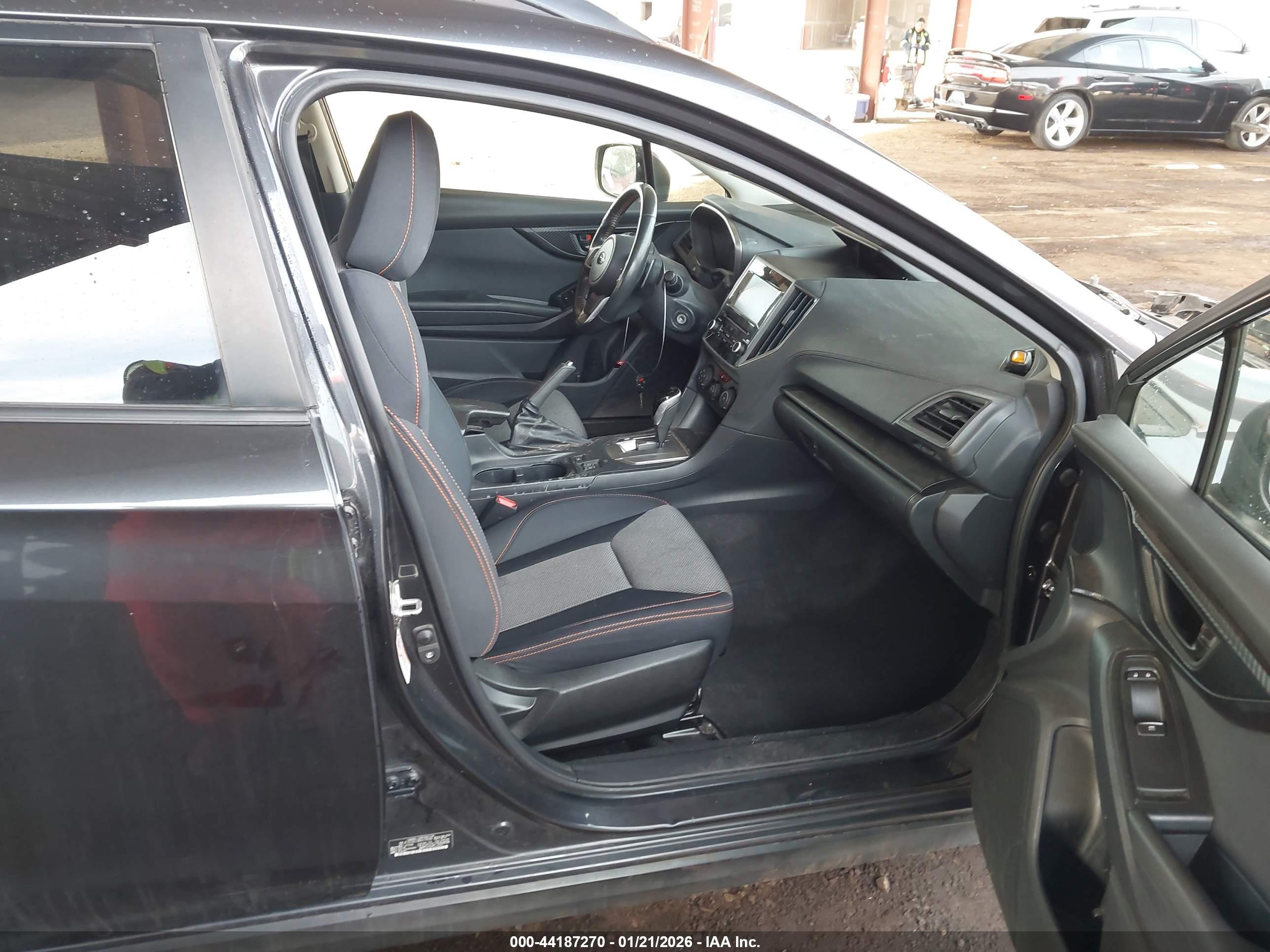 SUBARU CROSSTREK image 5
