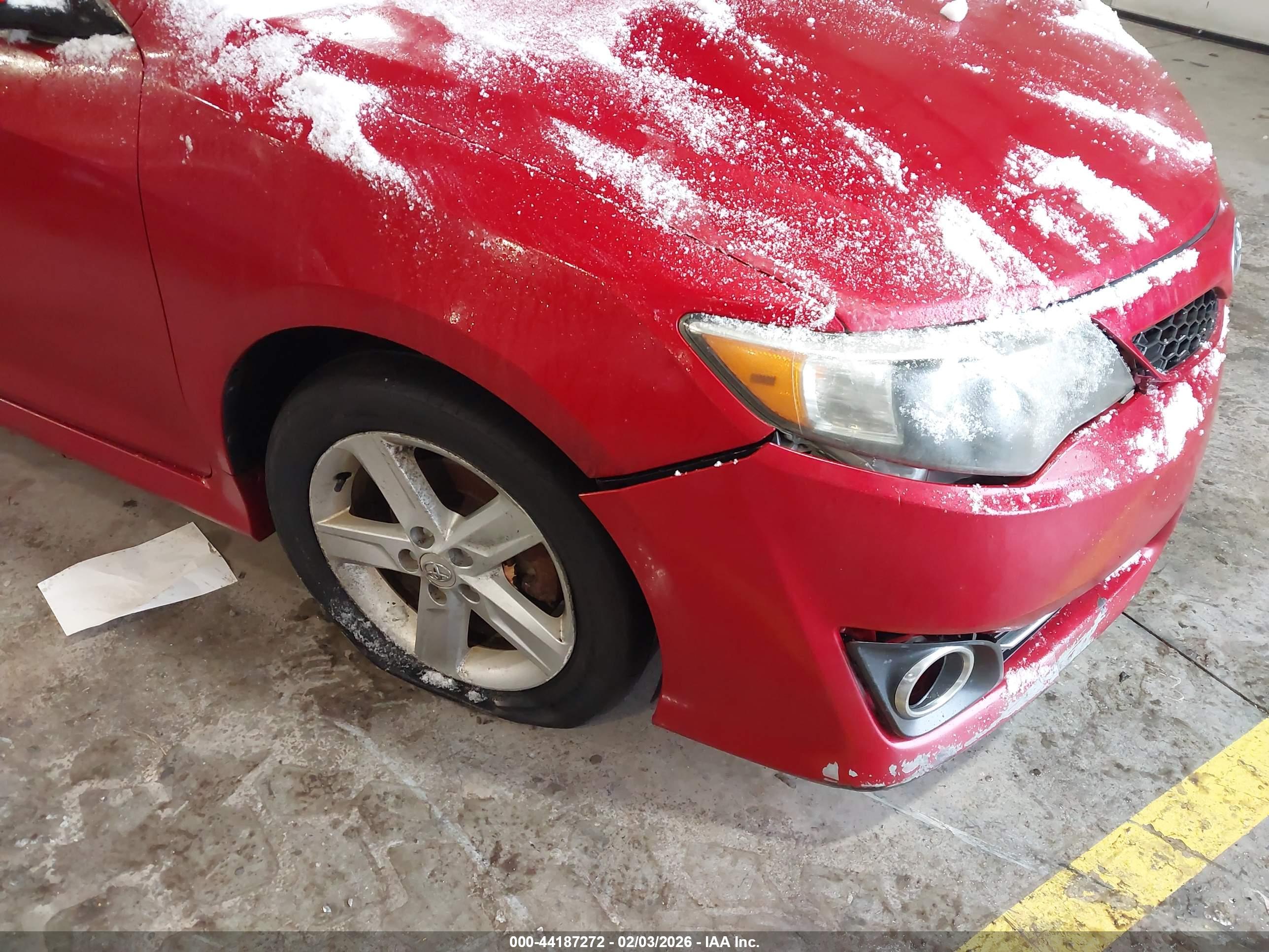TOYOTA CAMRY image 6