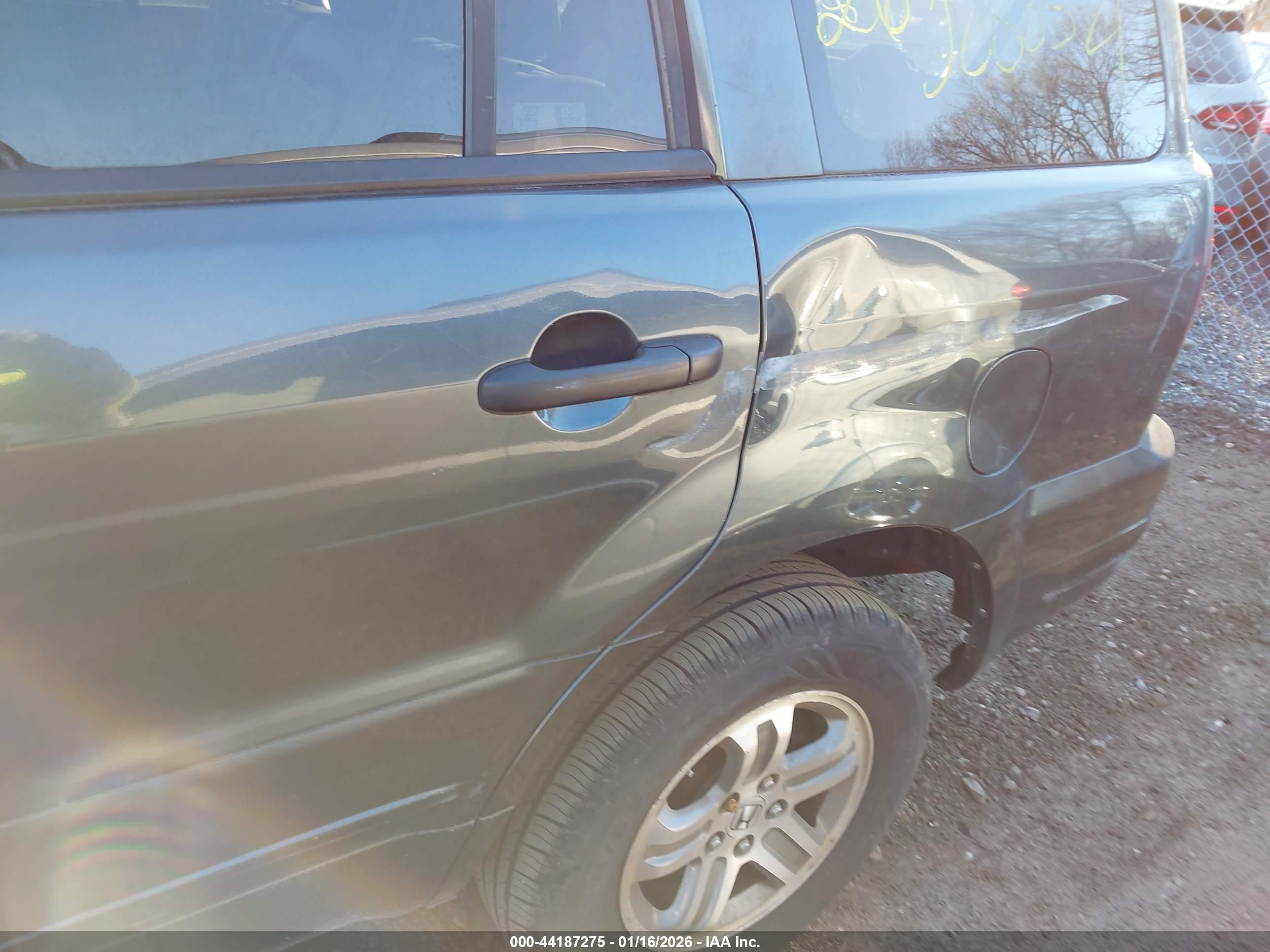 HONDA PILOT image 6