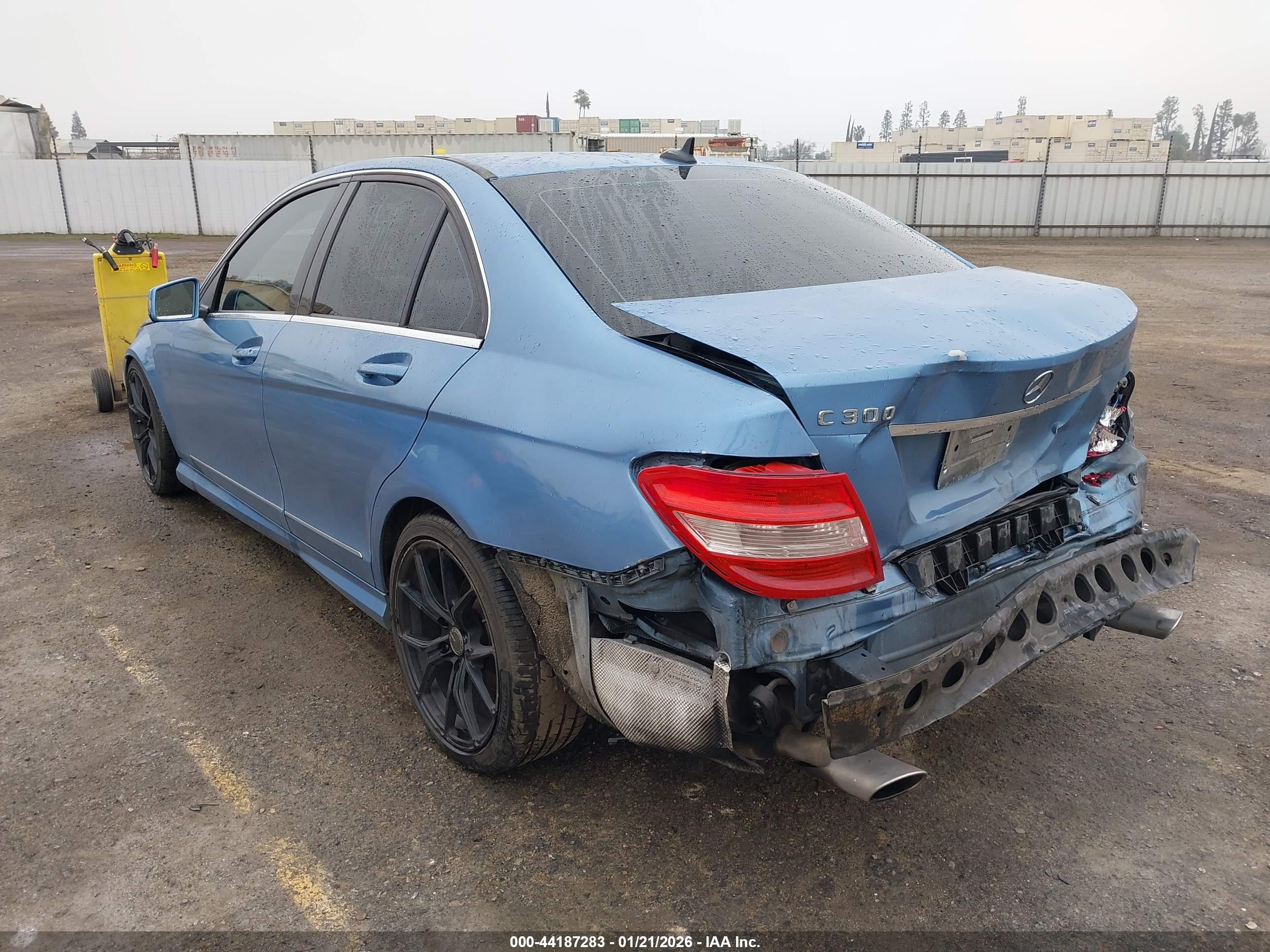 MERCEDES-BENZ C image 3
