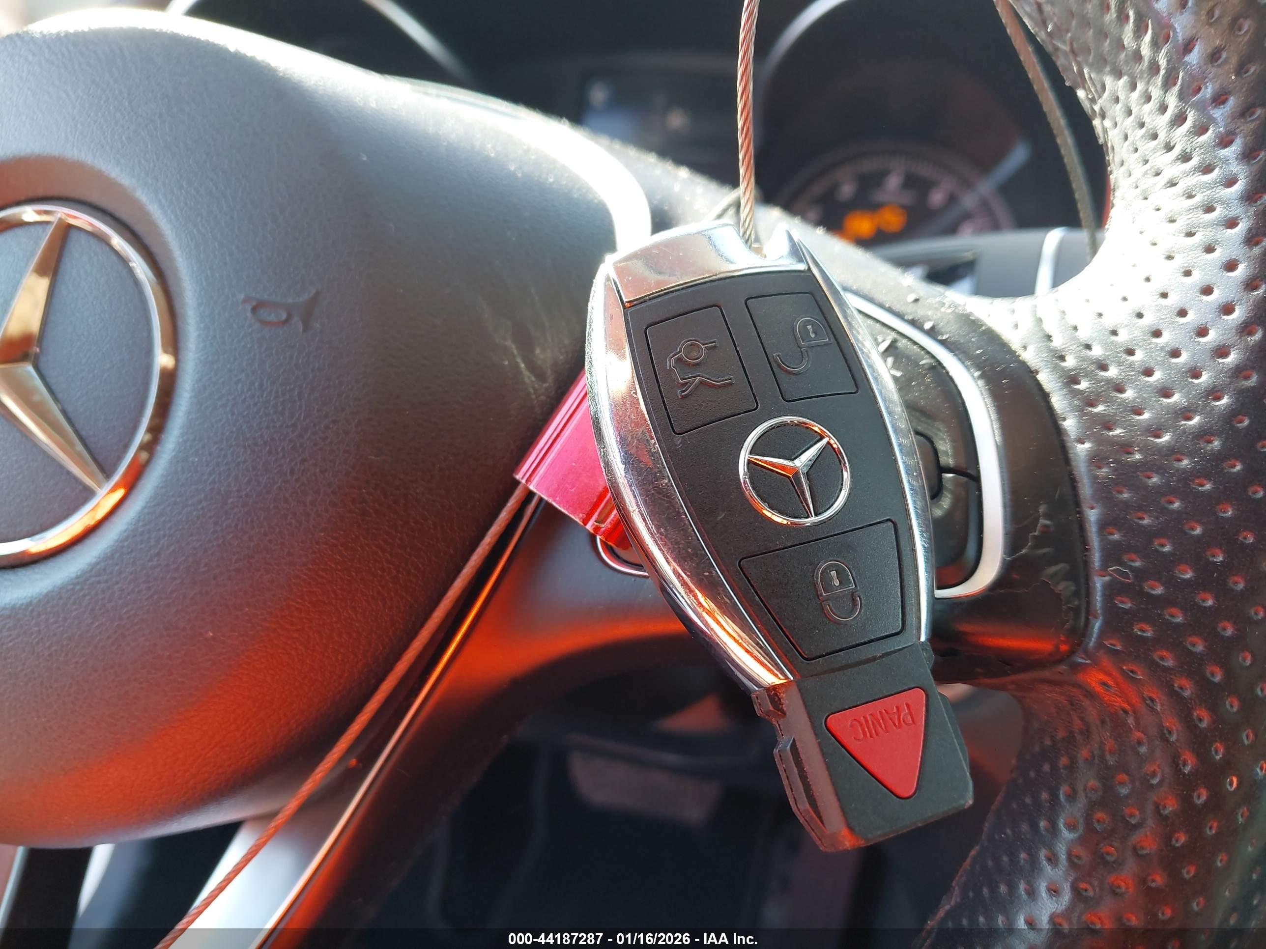 MERCEDES-BENZ C image 11