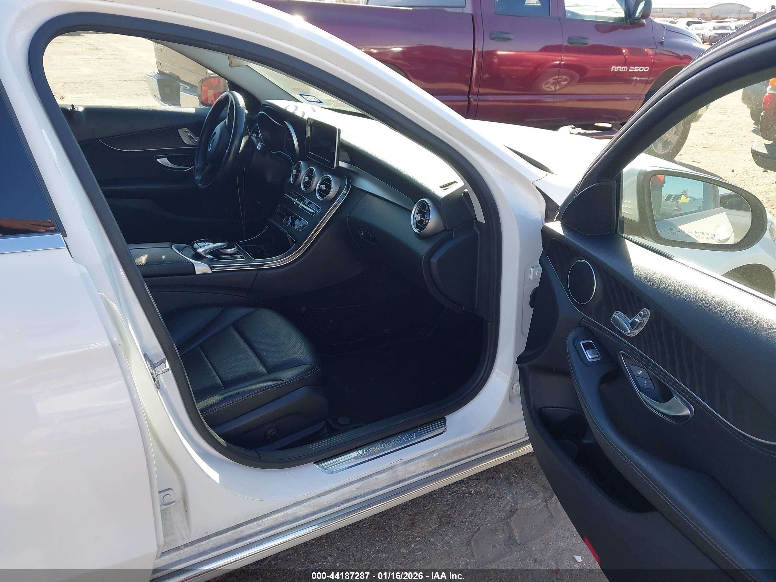 MERCEDES-BENZ C image 5