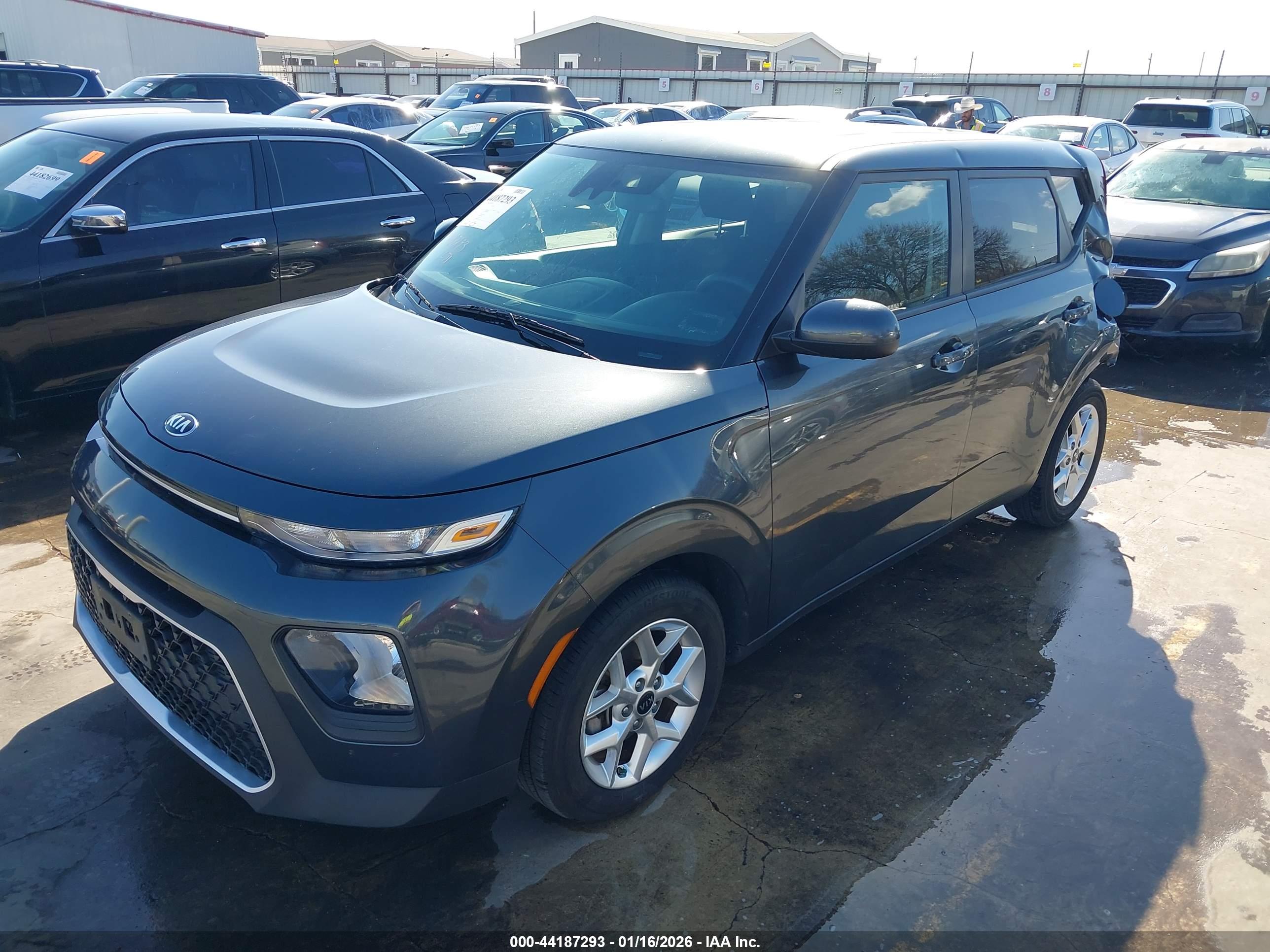 KIA SOUL image 2