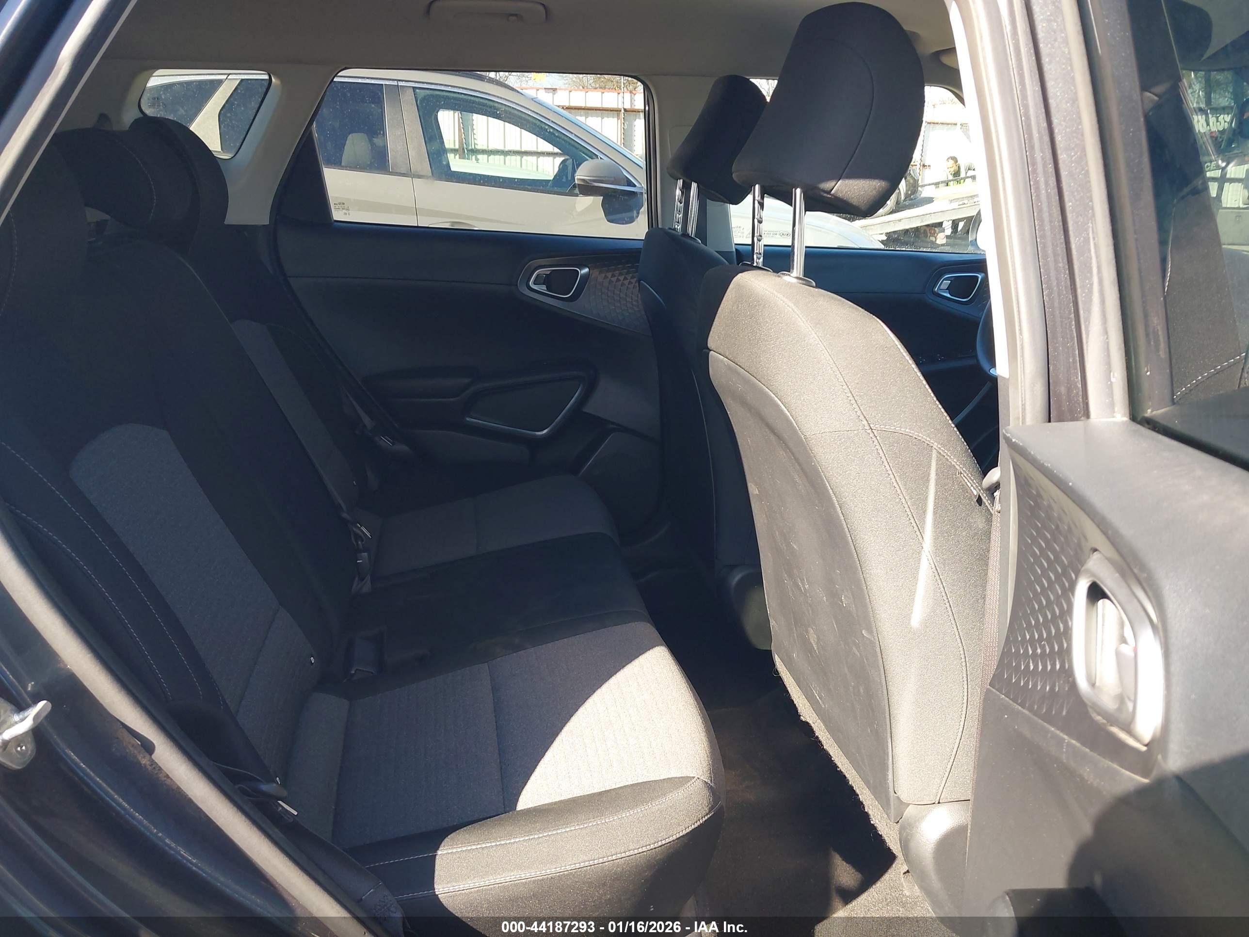 KIA SOUL image 8