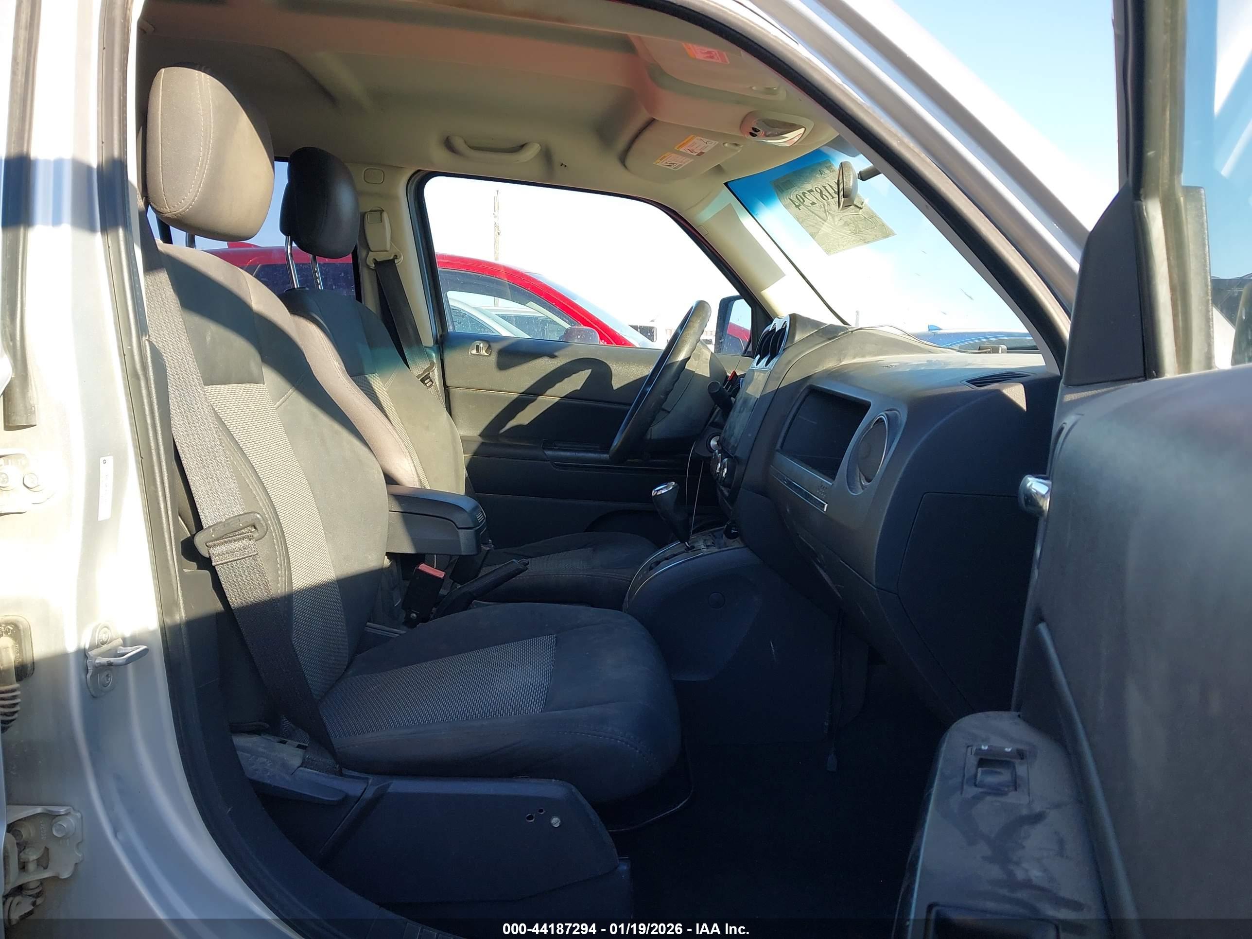 JEEP PATRIOT image 5