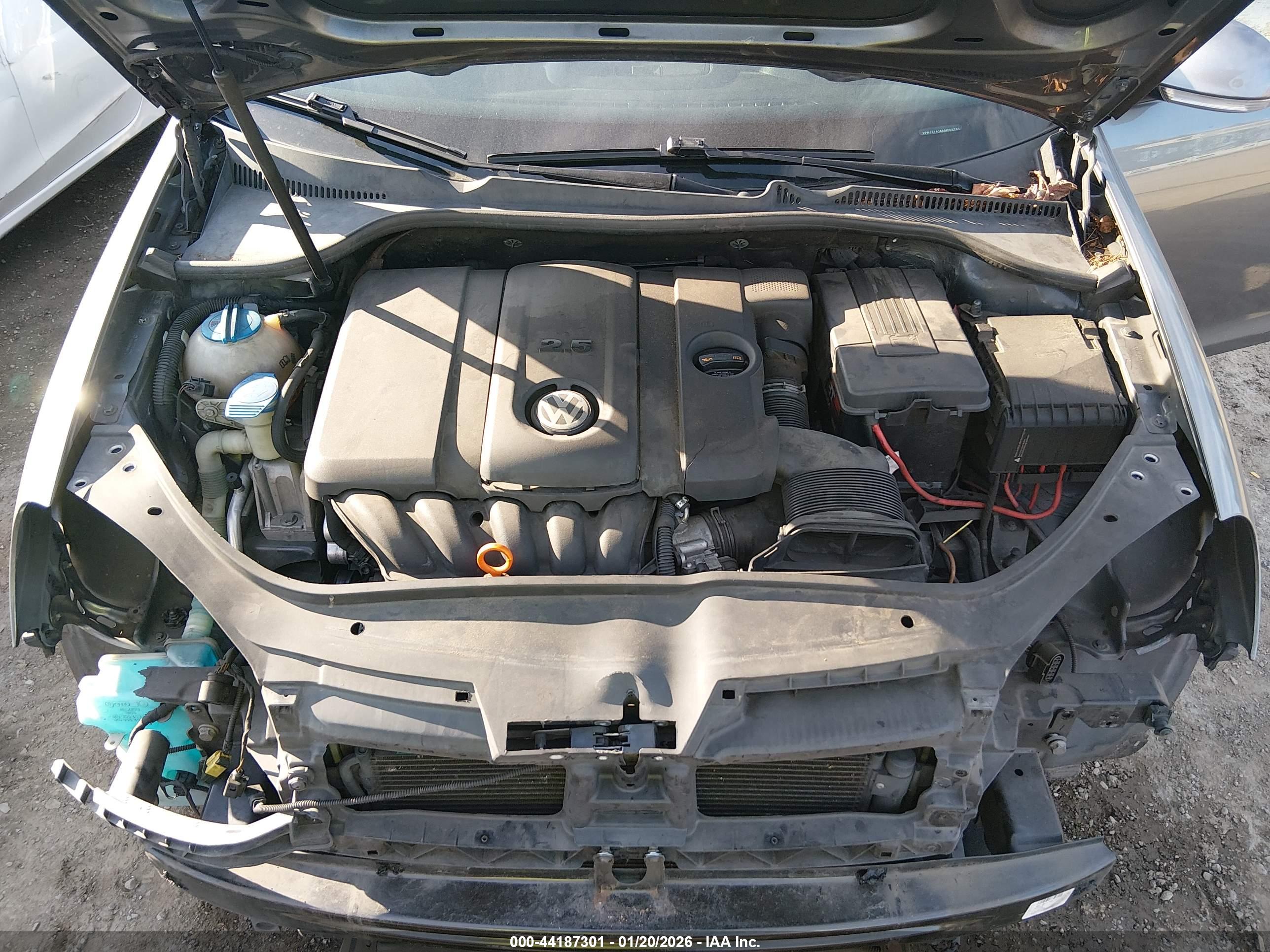 VOLKSWAGEN JETTA image 10
