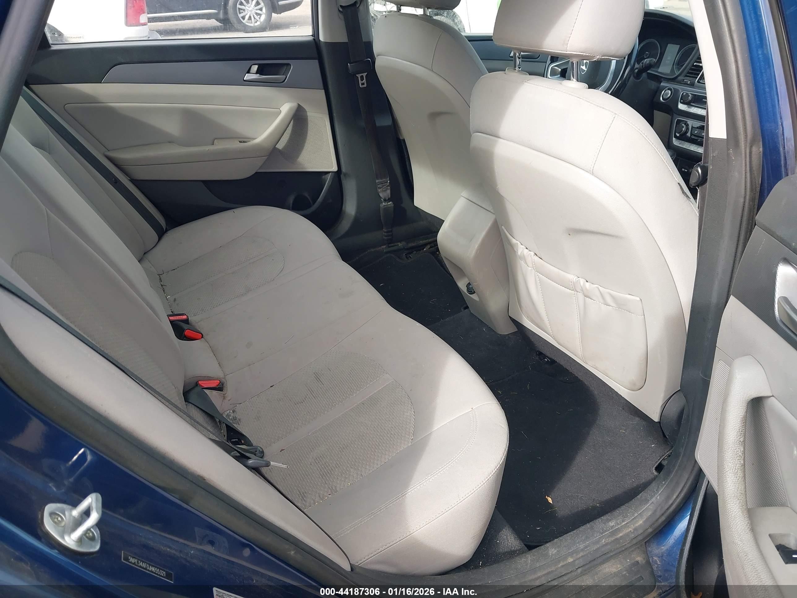 HYUNDAI SONATA image 8
