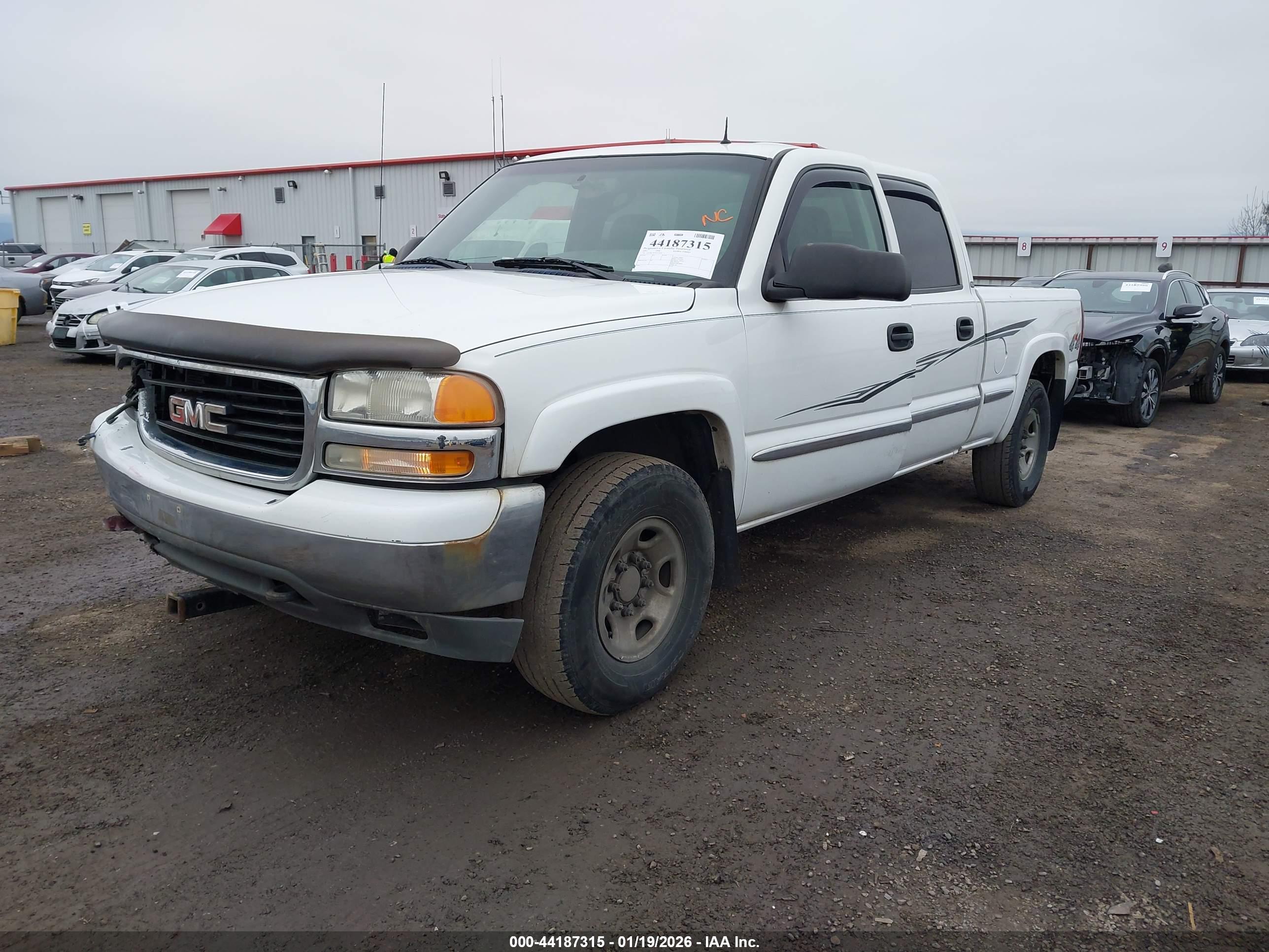 GMC SIERRA image 2