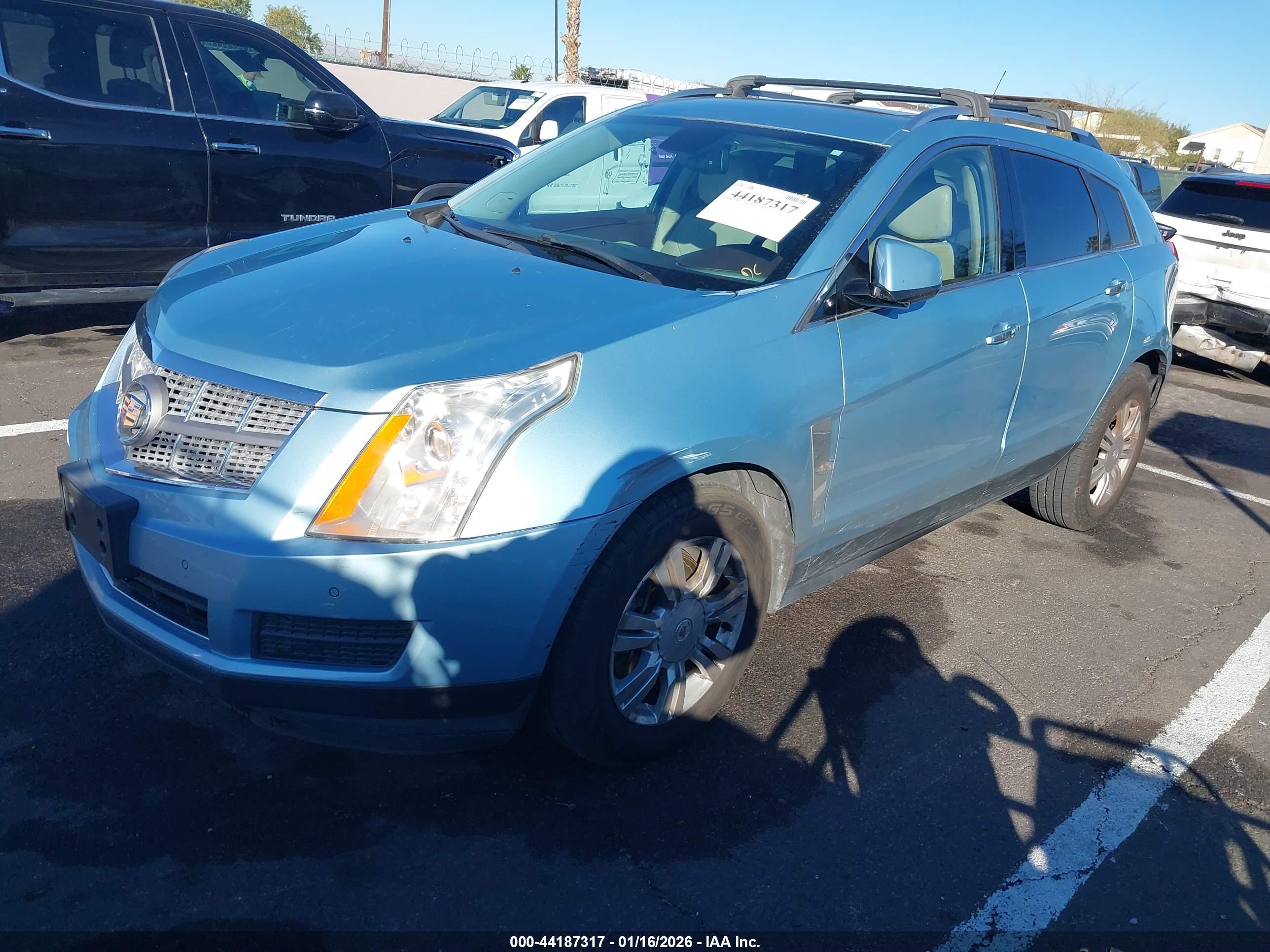 CADILLAC SRX image 6