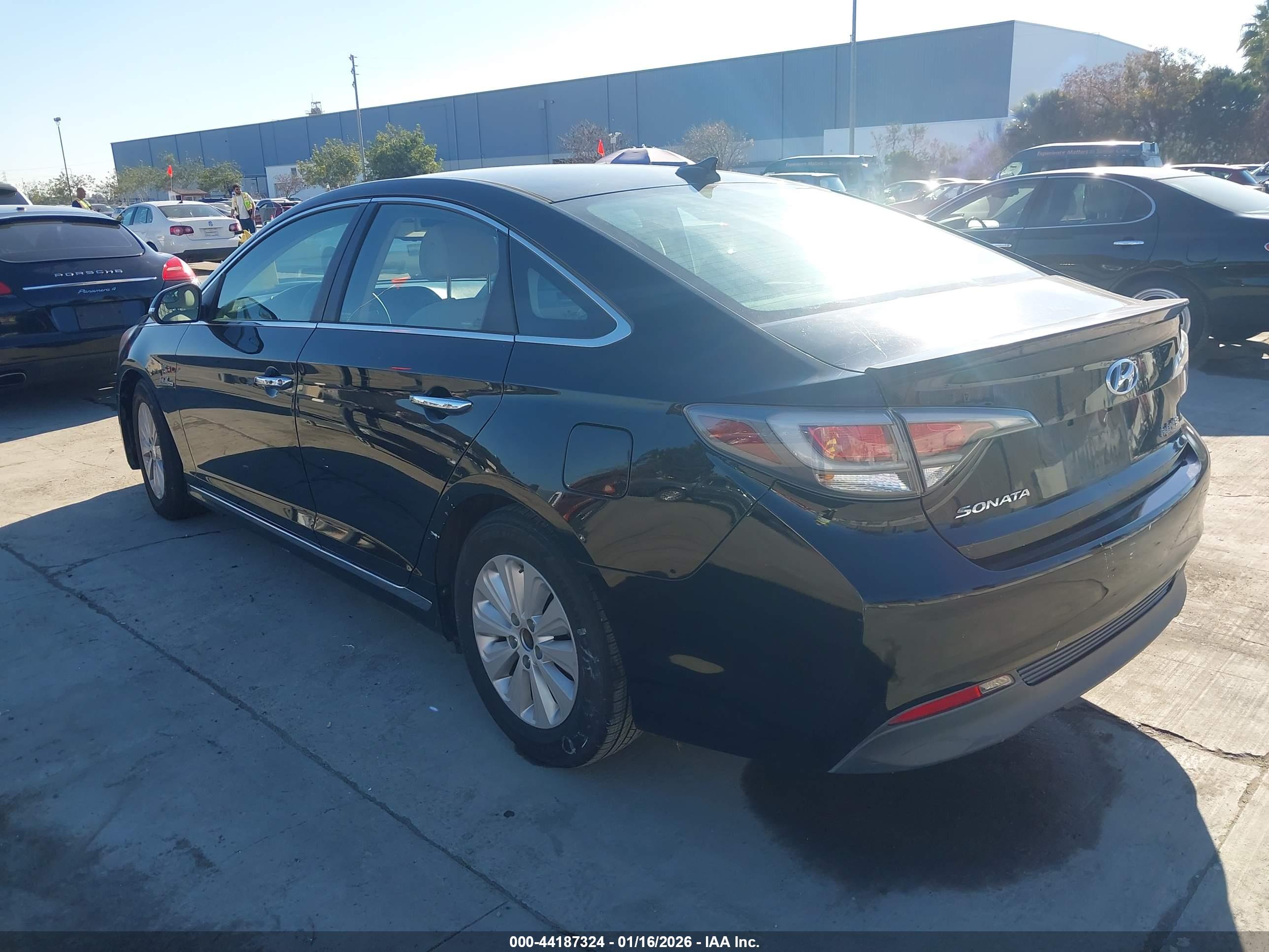 HYUNDAI SONATA image 3