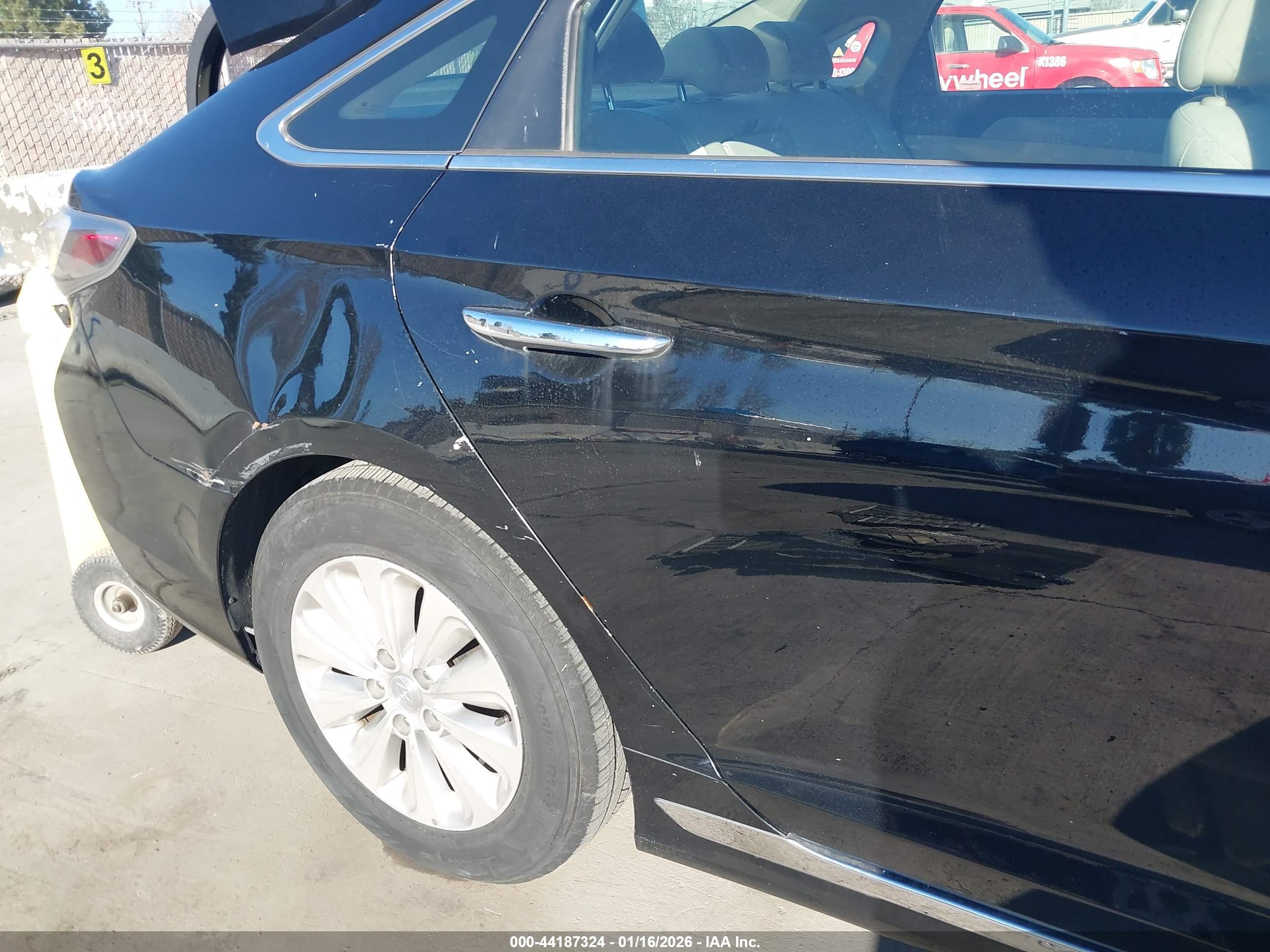 HYUNDAI SONATA image 6