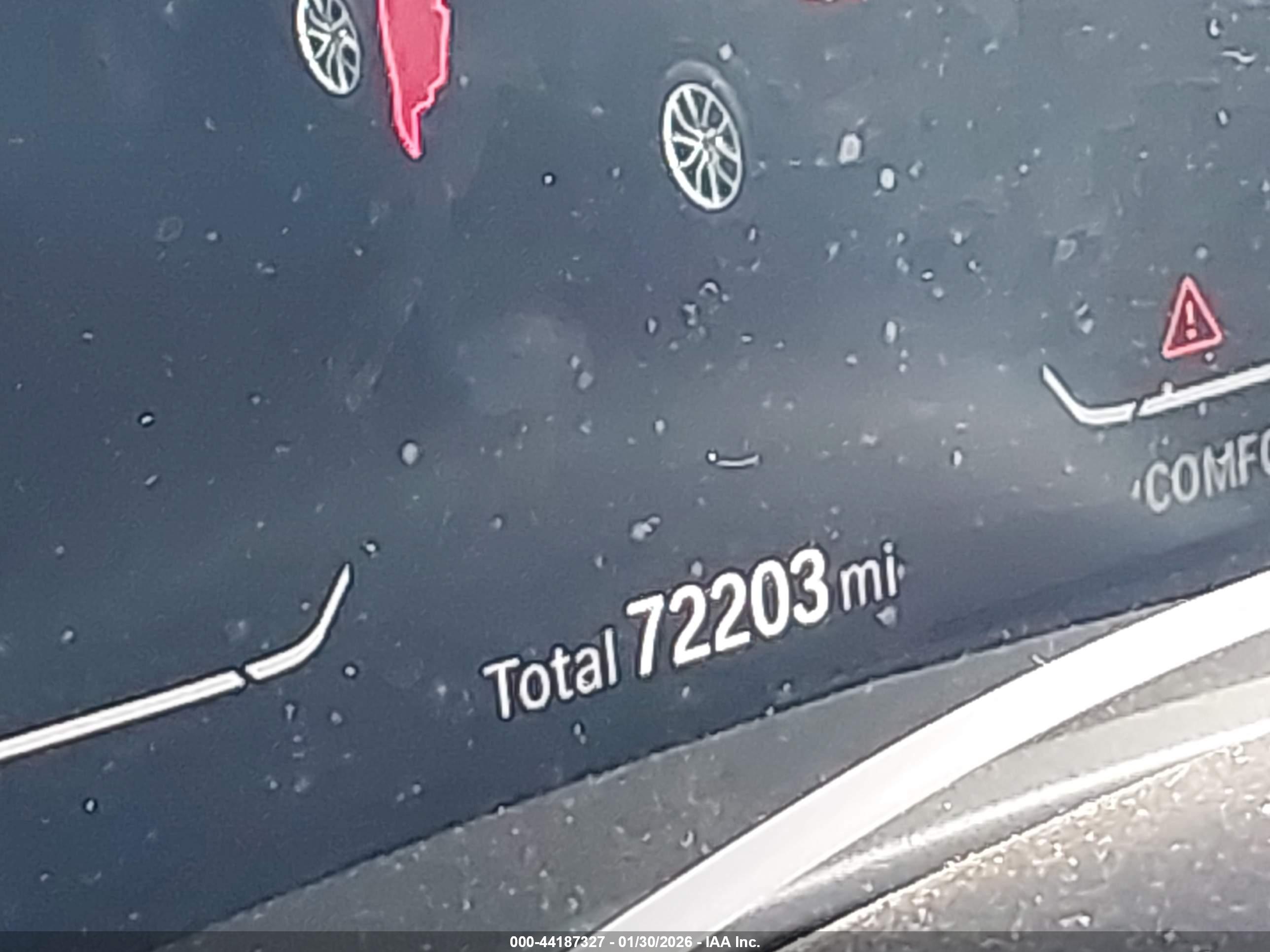 BMW X7 image 7