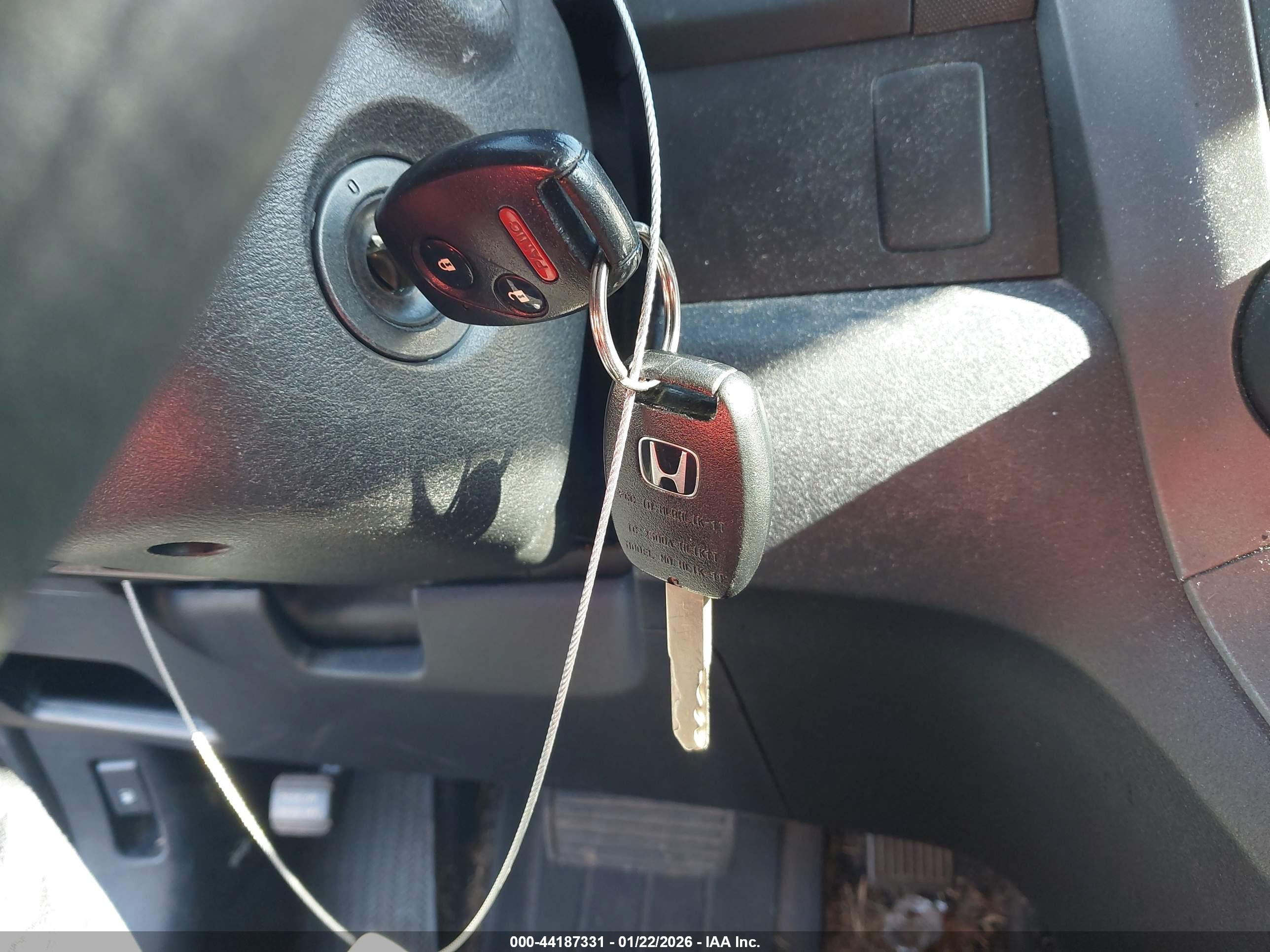 HONDA CR-V image 11
