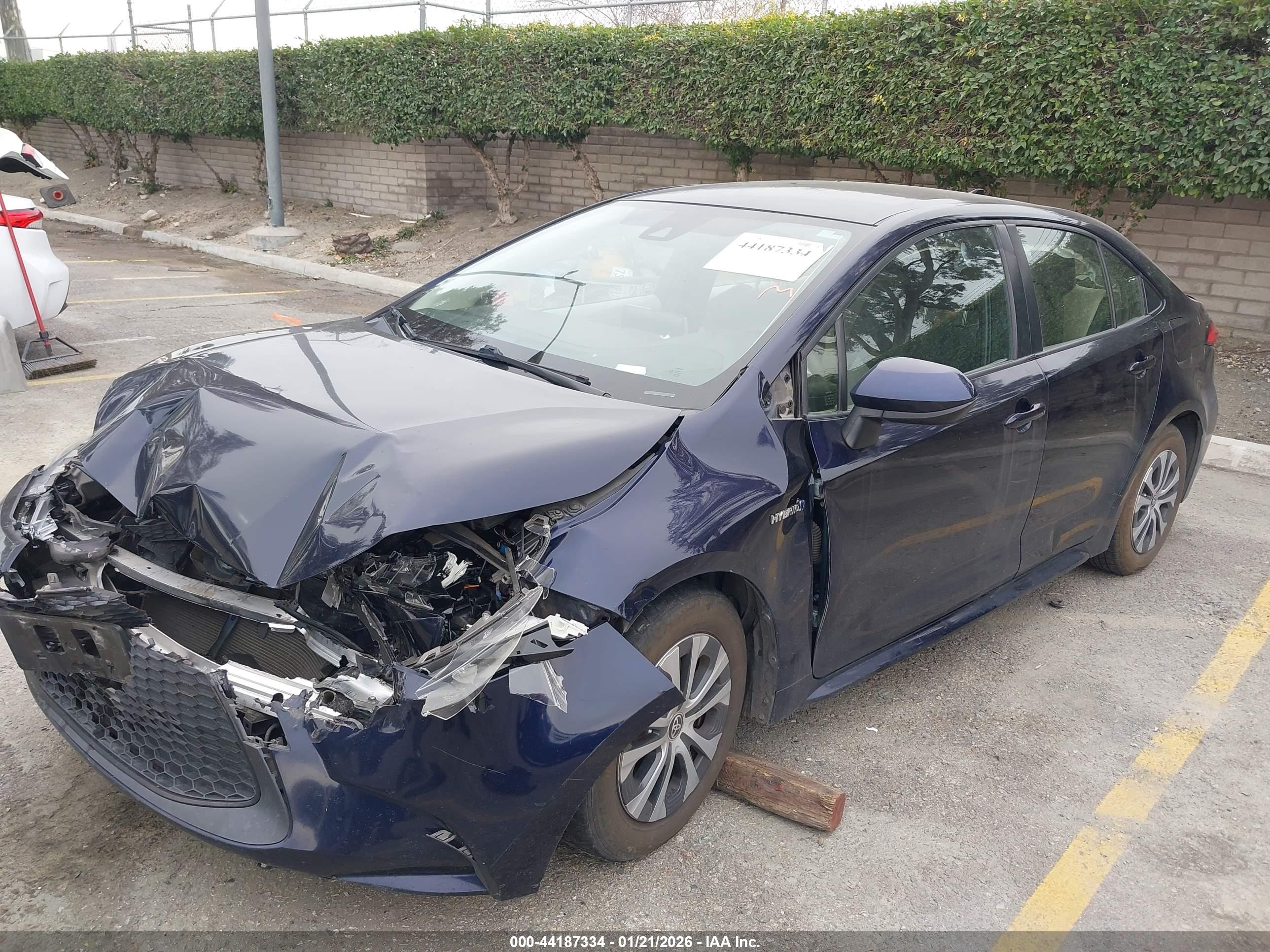 TOYOTA COROLLA image 2