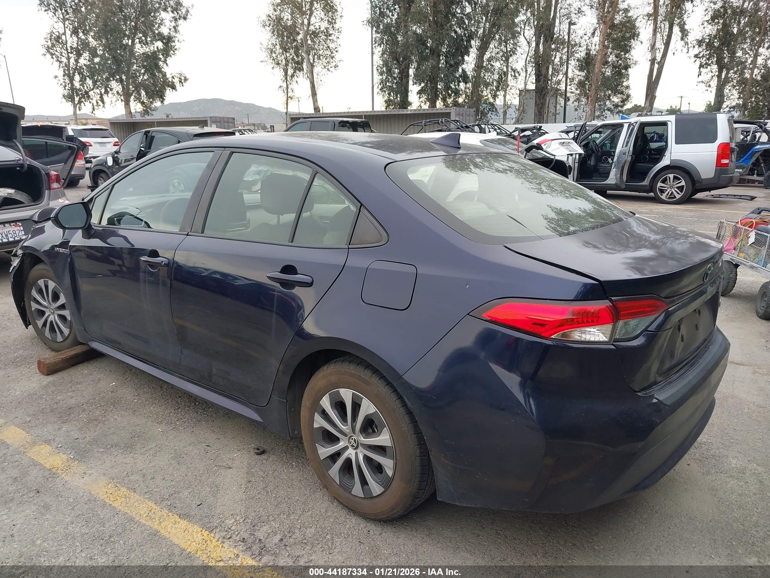 TOYOTA COROLLA image 3