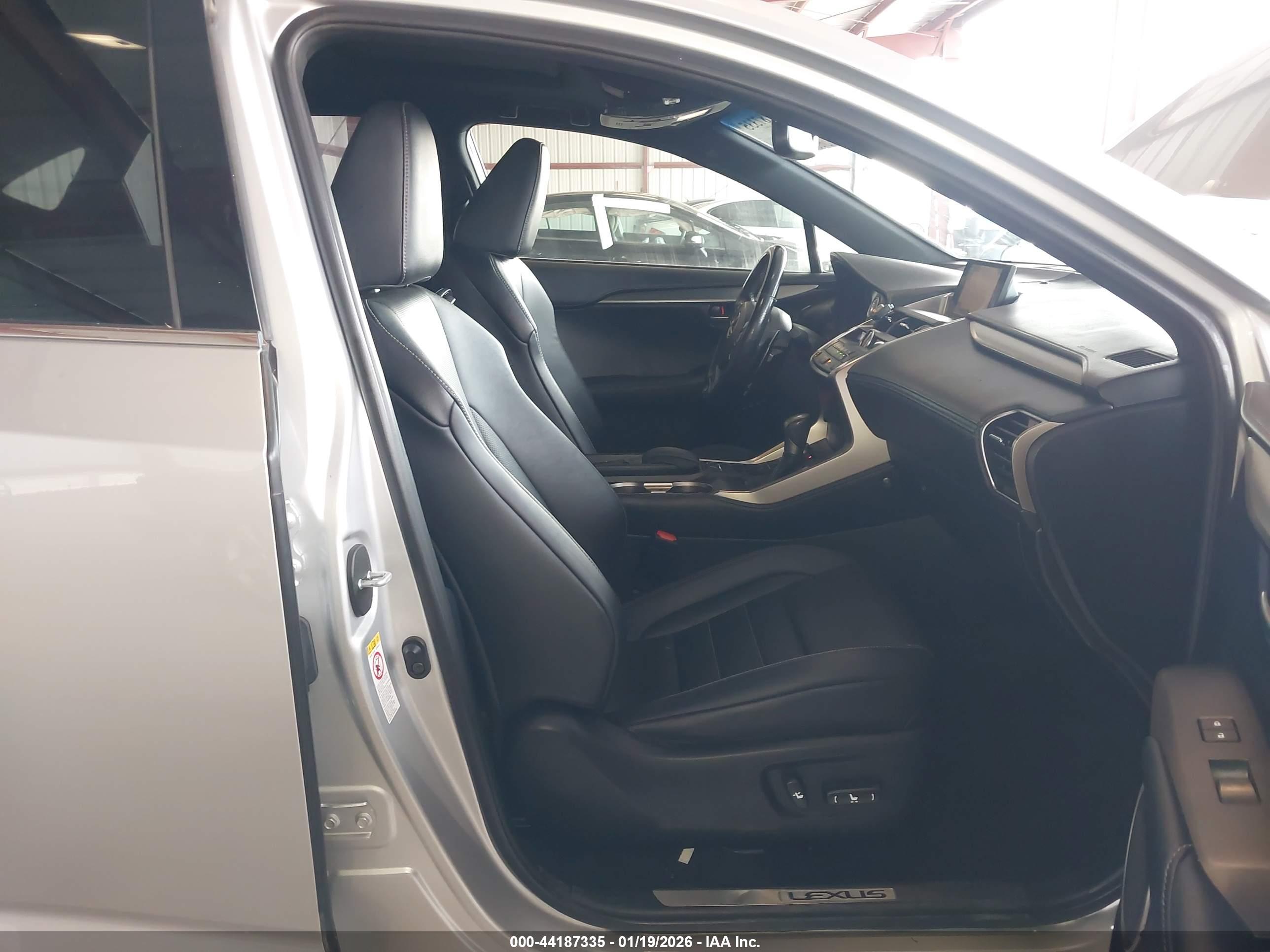 LEXUS NX image 5
