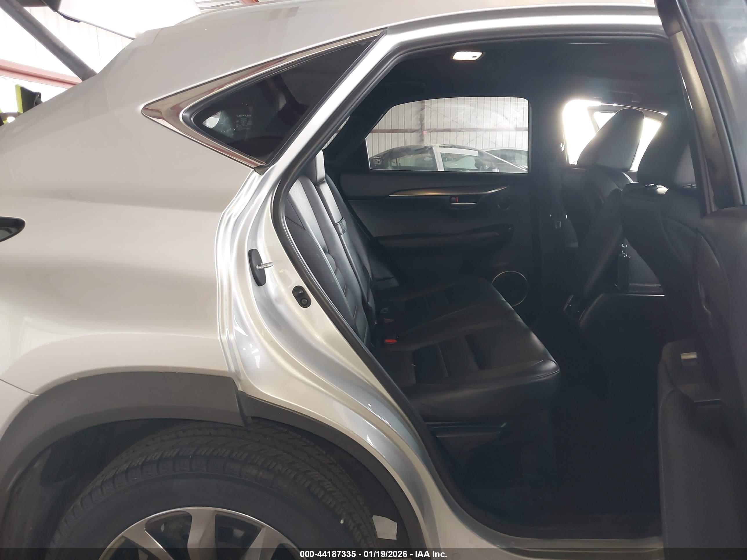 LEXUS NX image 8