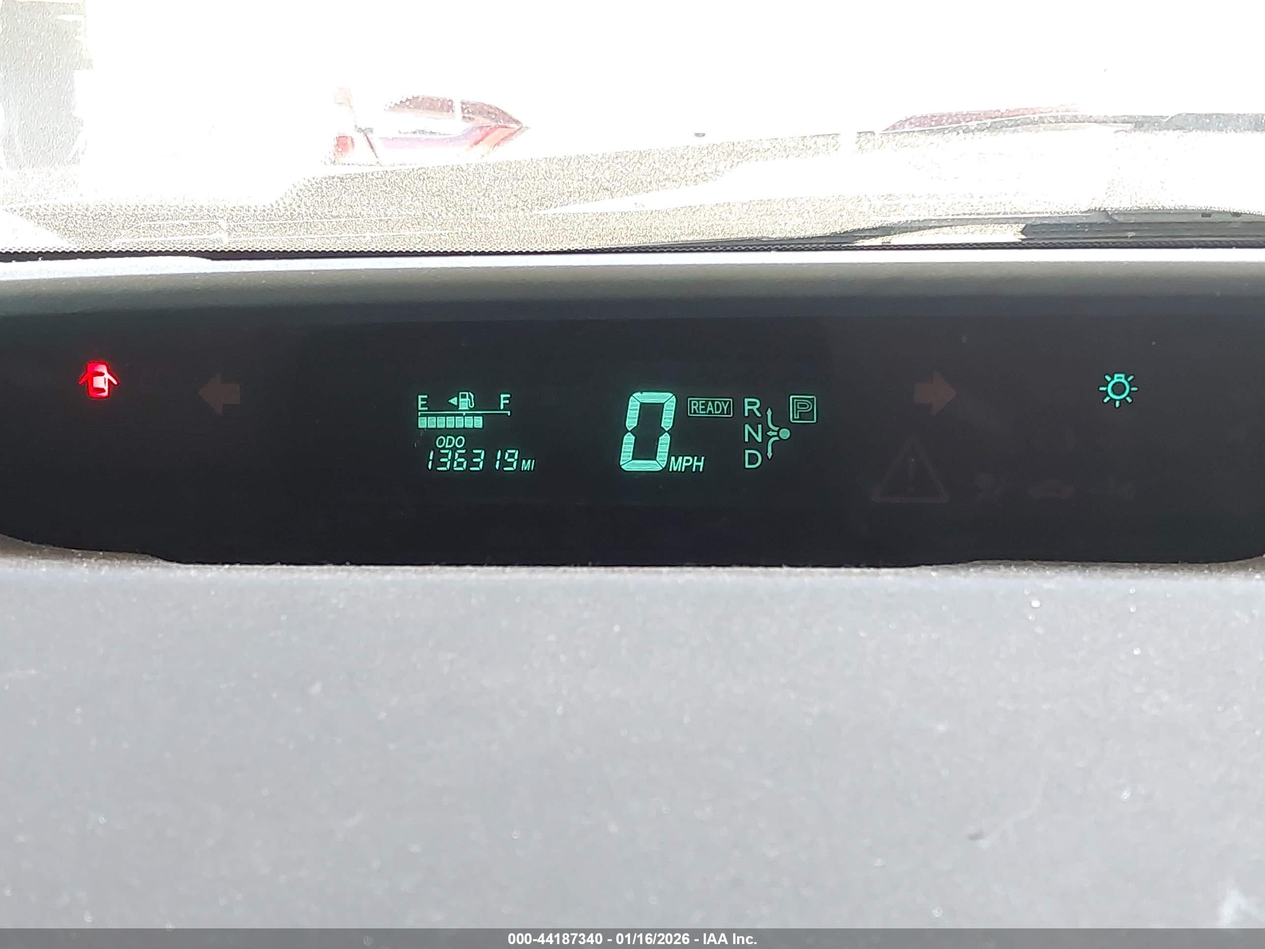 TOYOTA PRIUS image 7