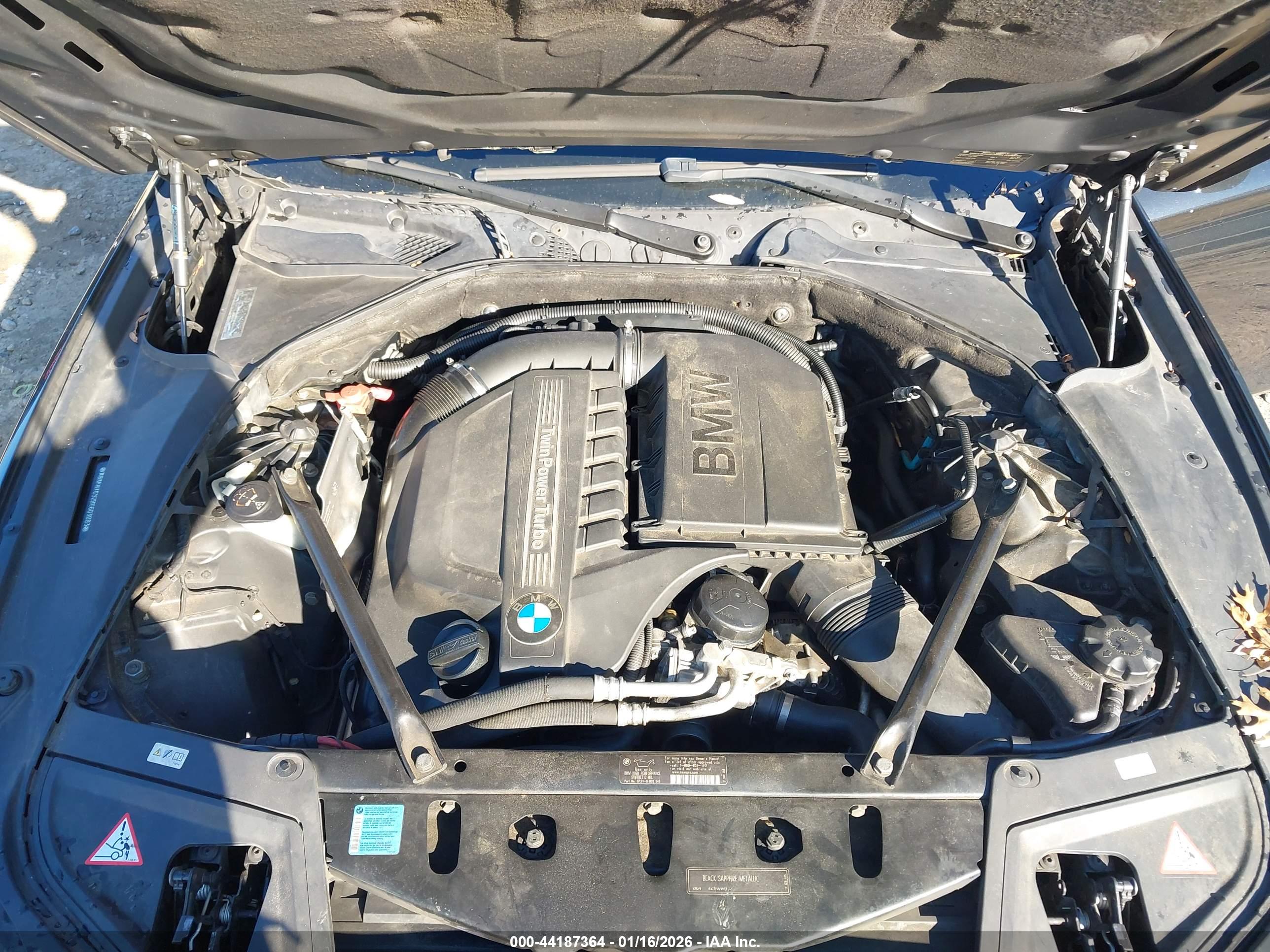 BMW 535I image 10