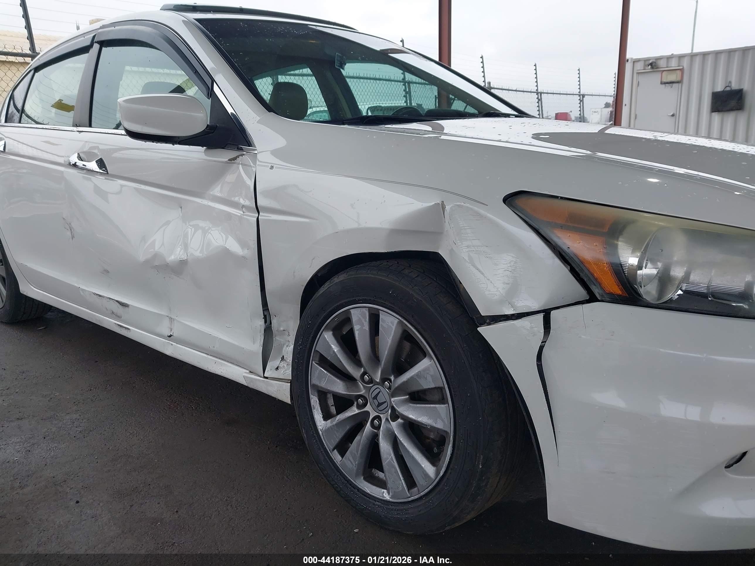 HONDA ACCORD image 6