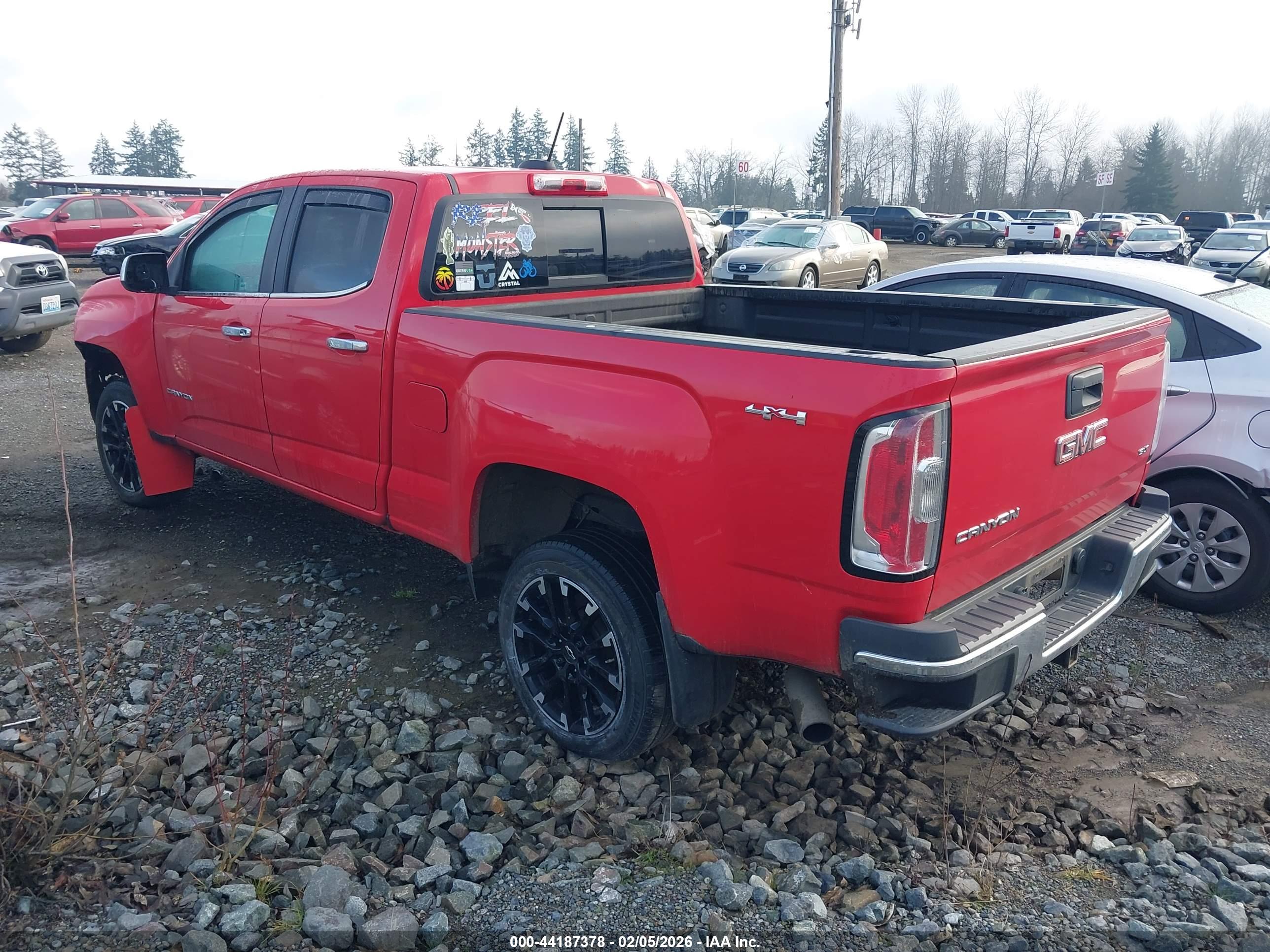 GMC CANYON image 3