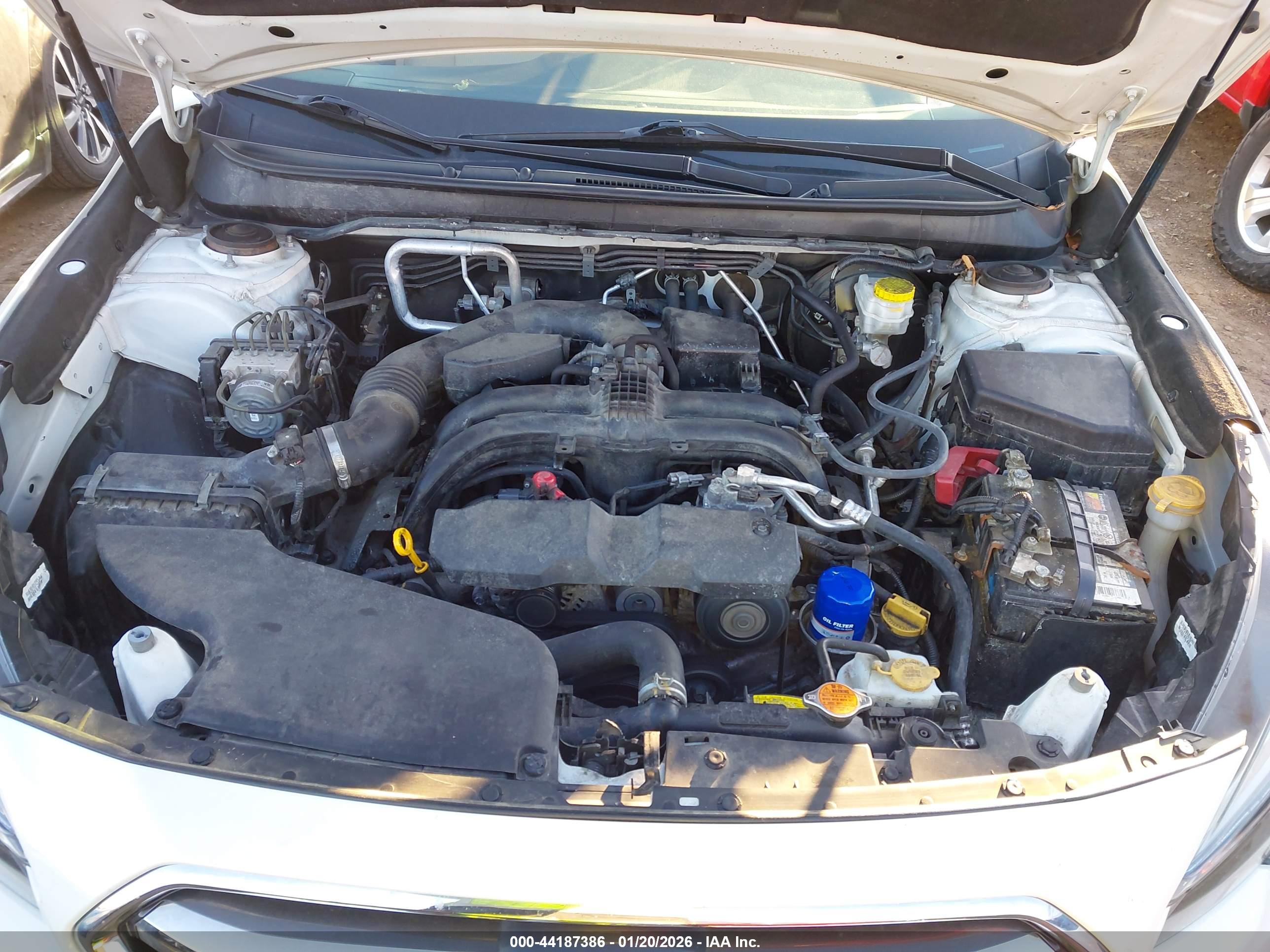 SUBARU OUTBACK image 10