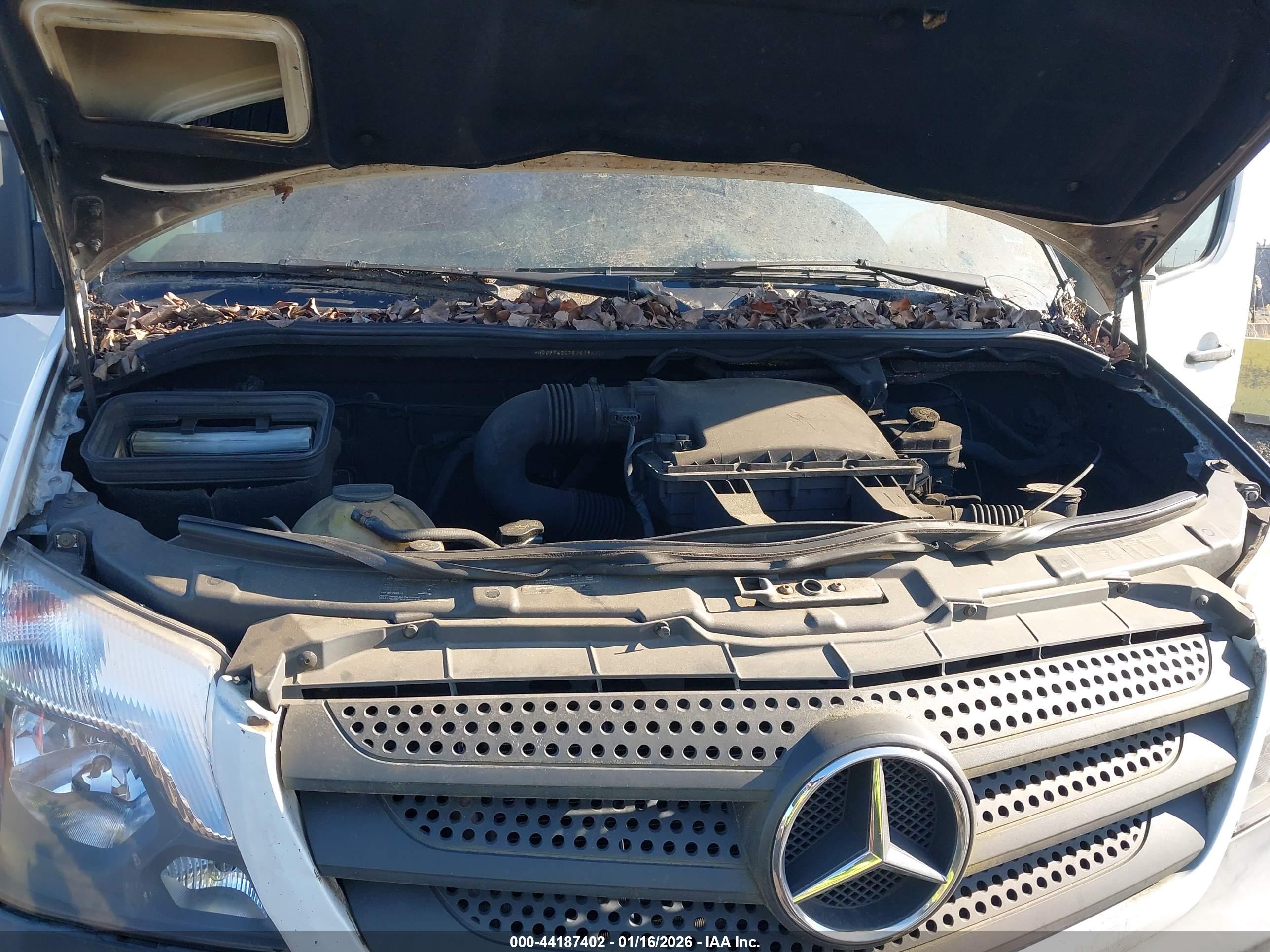 MERCEDES-BENZ SPRINTER image 10