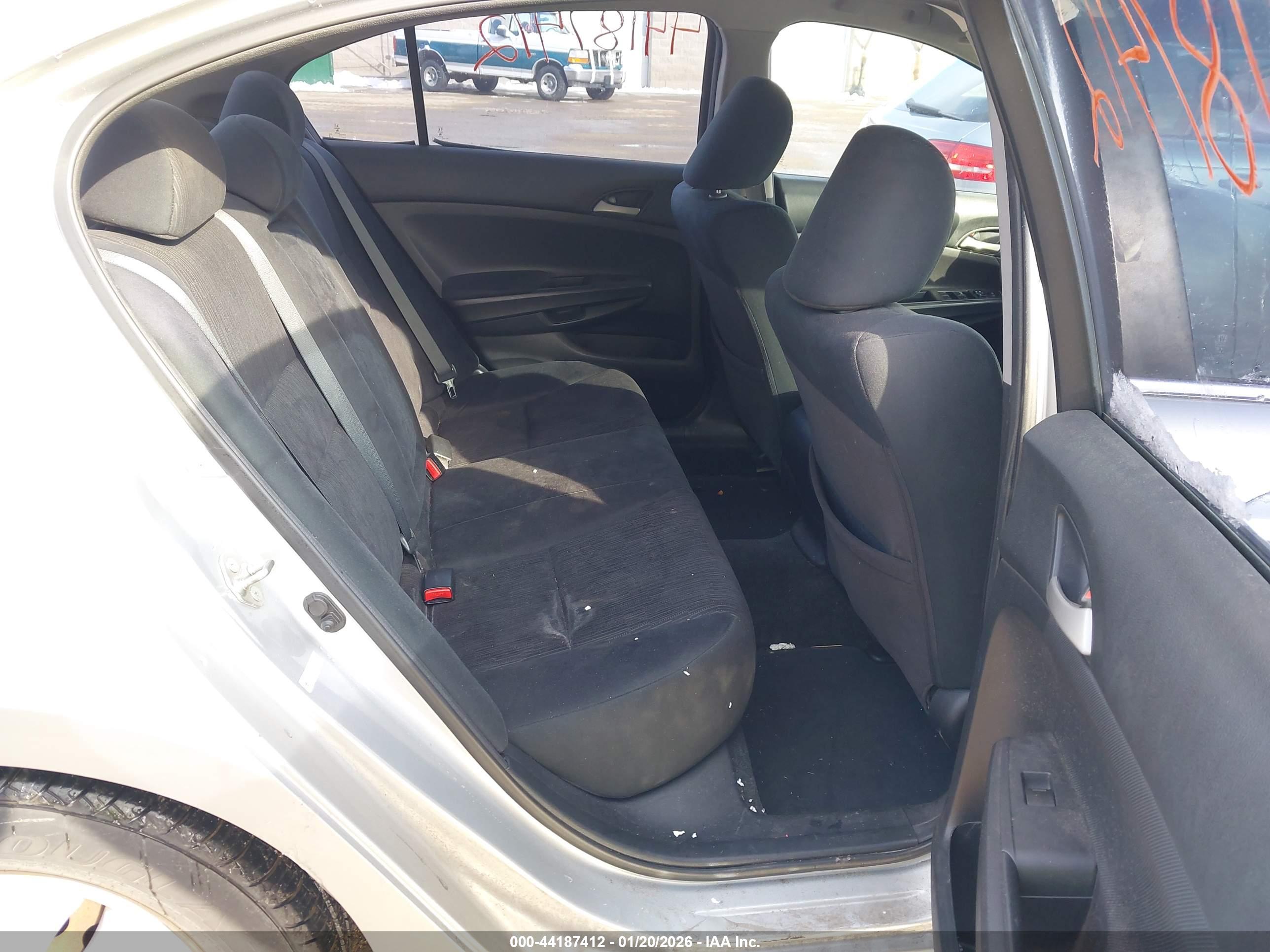 HONDA ACCORD image 8