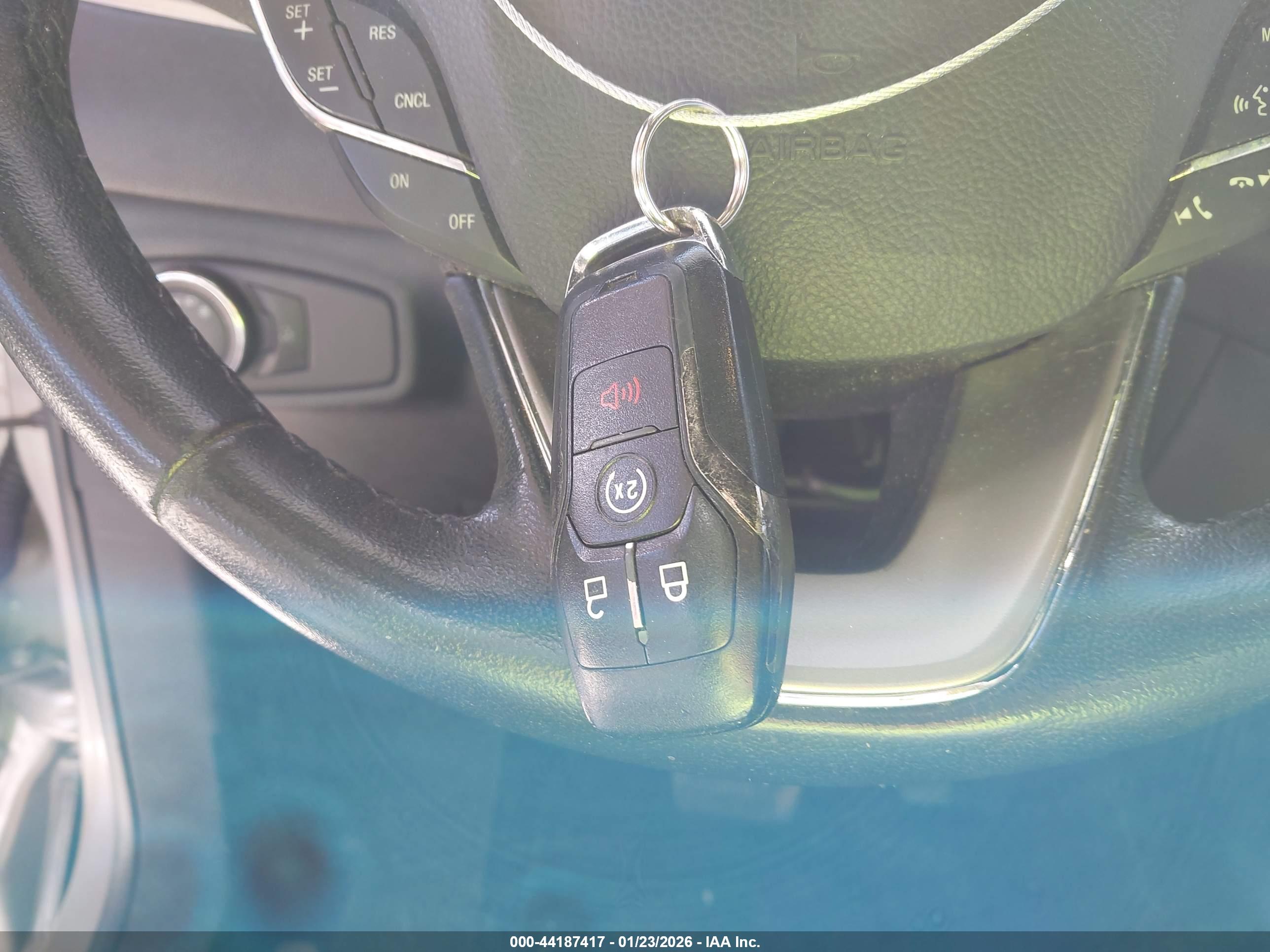 LINCOLN MKC image 11